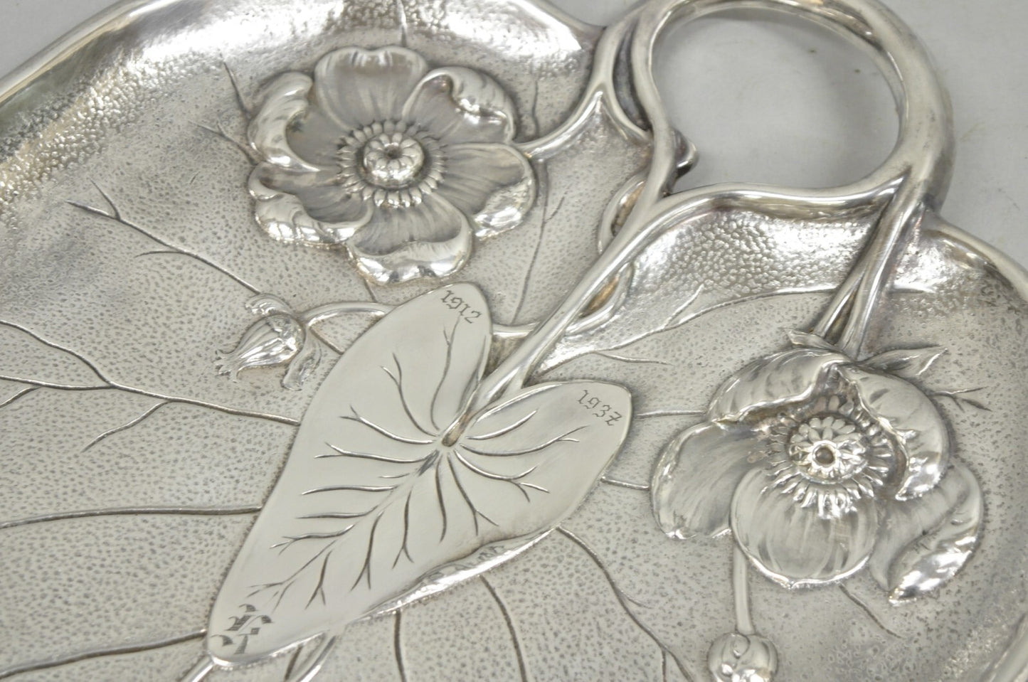 Antique Reed & Barton Art Nouveau Deco Lily Pad Leaf 20" Trinket Dish Bar Tray