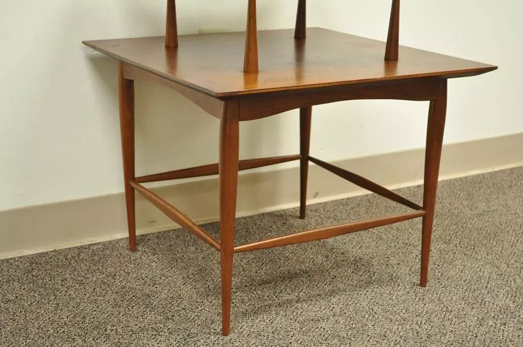Vintage Mid Century Danish Modern Sculpted Walnut 2 Tier Side End Lamp Table