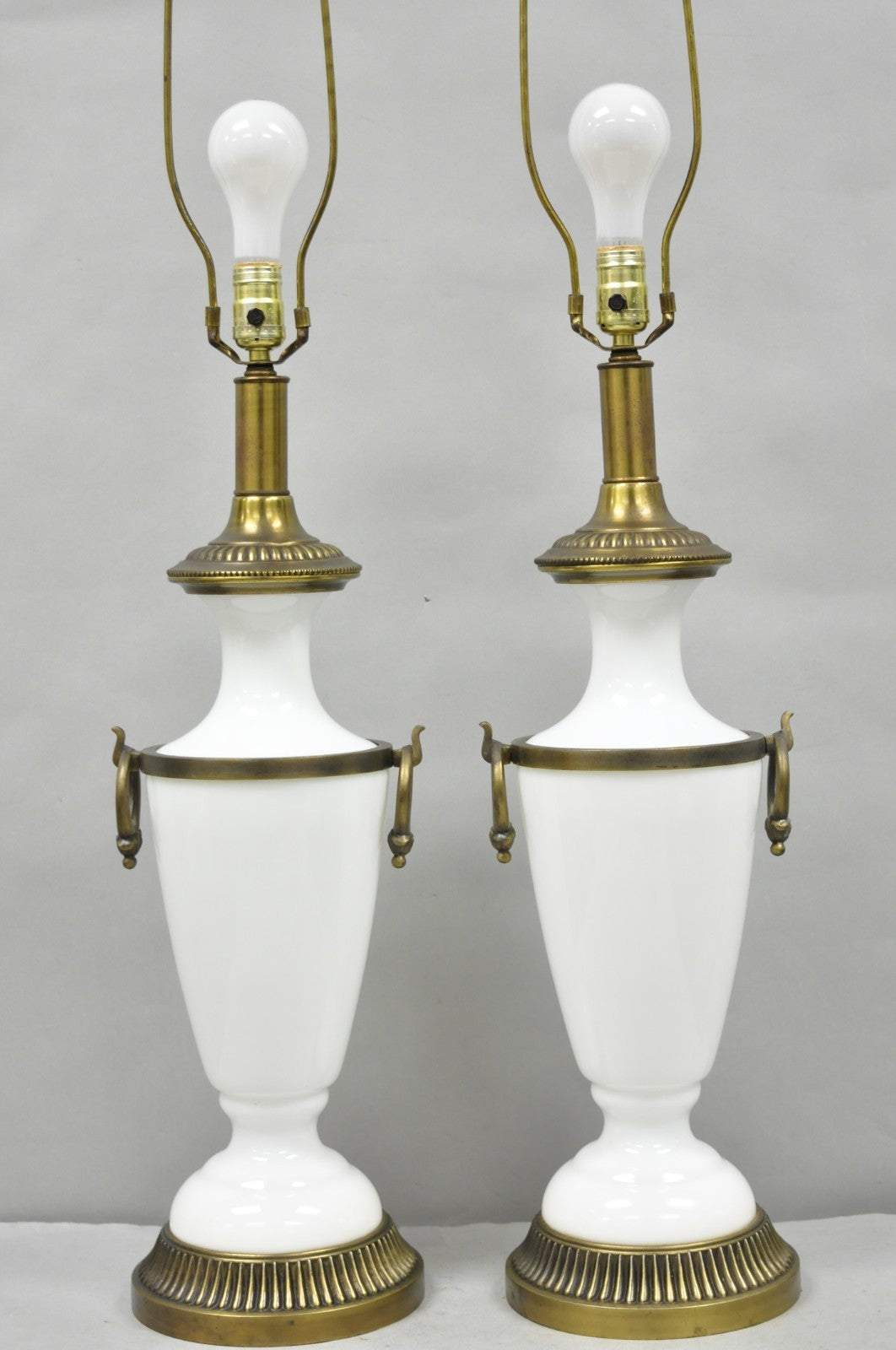 Vintage French Neoclassical White Milk Glass Urn Table Lamp by Paul Hanson, Pair