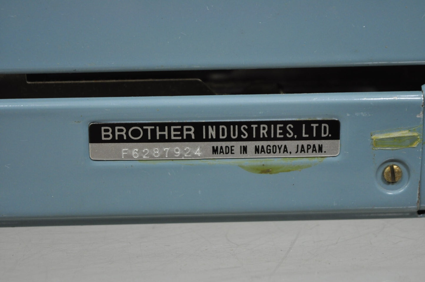 Vintage Brother Webster XL-747 Portable Typewriter Baby Blue with Metal Case