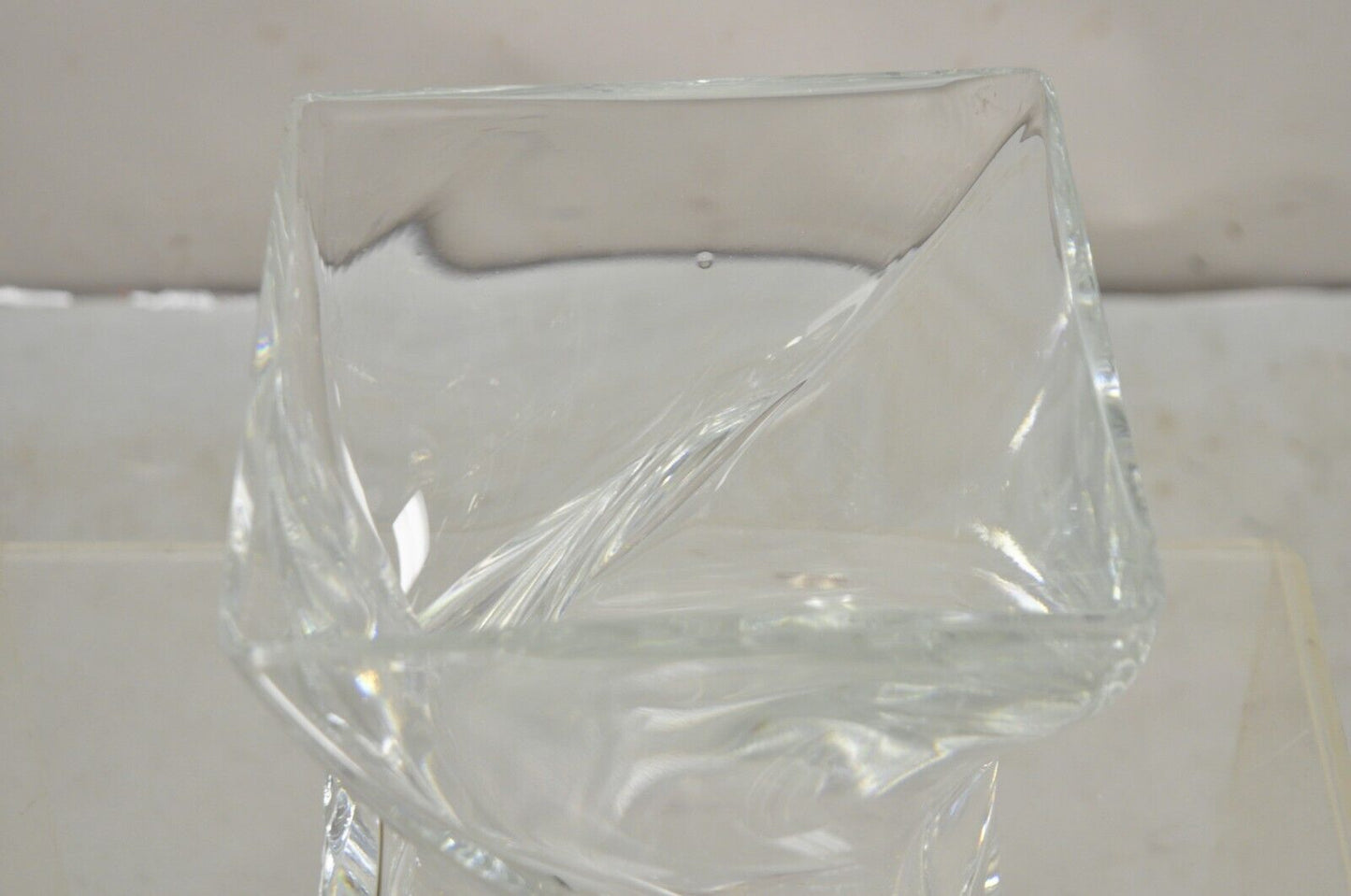 Modern Abstract Turkish Konart Twisted Glass Crystal Vase Centerpiece (B)