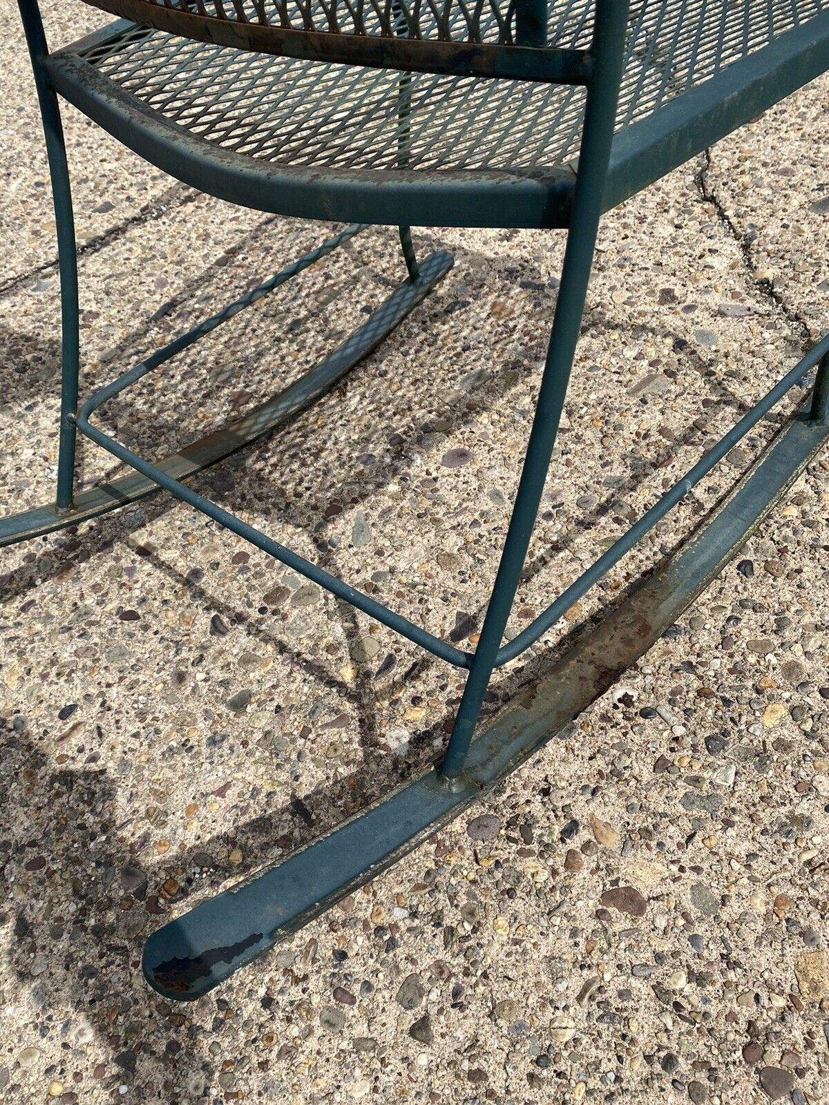 Vintage Wrought Iron Victorian Style Green Garden Patio Rocker Rocking Chair