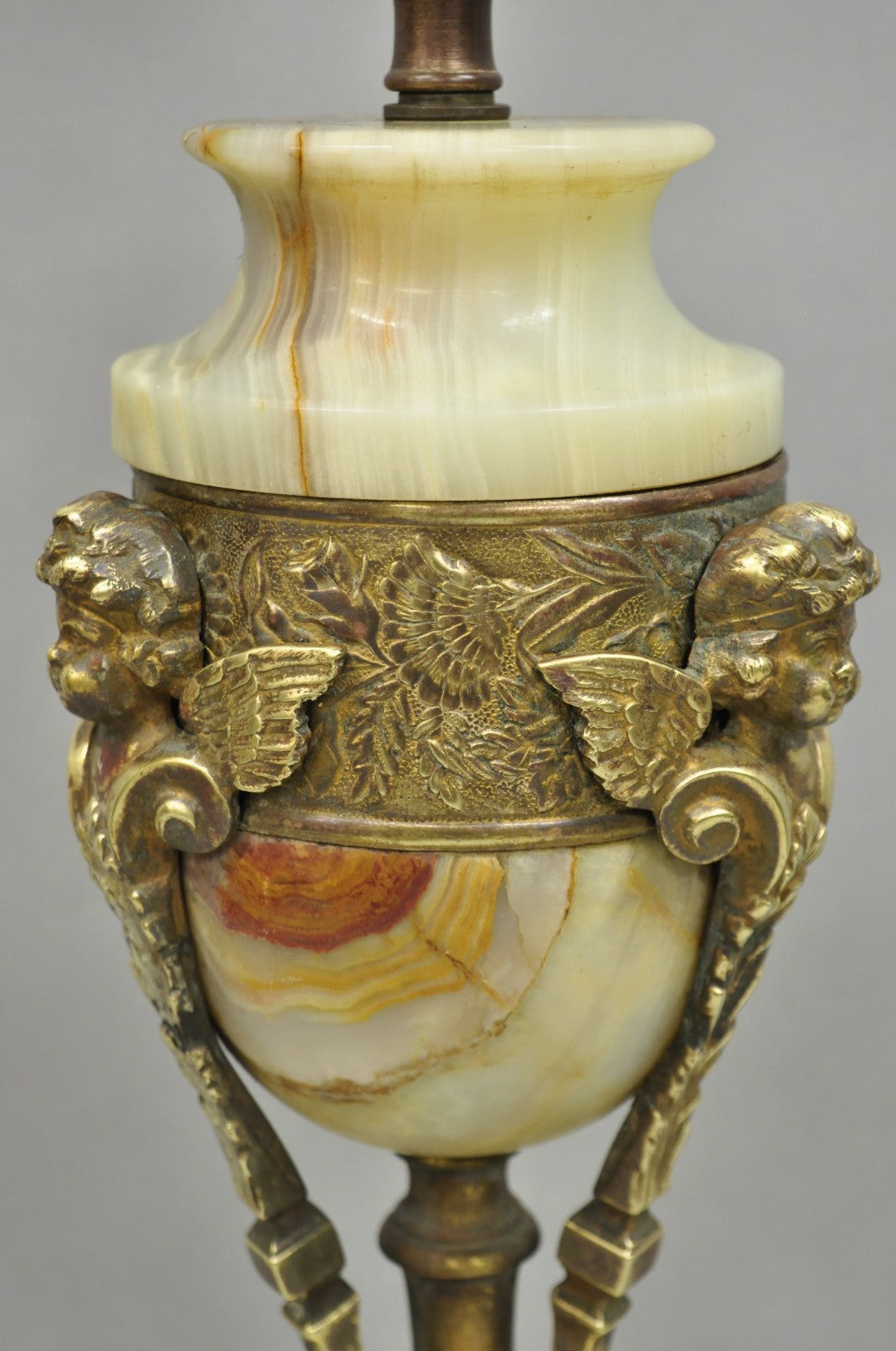 Antique French Neoclassical Louis XV Onyx Urn Figural Bronze Cherub Table Lamp