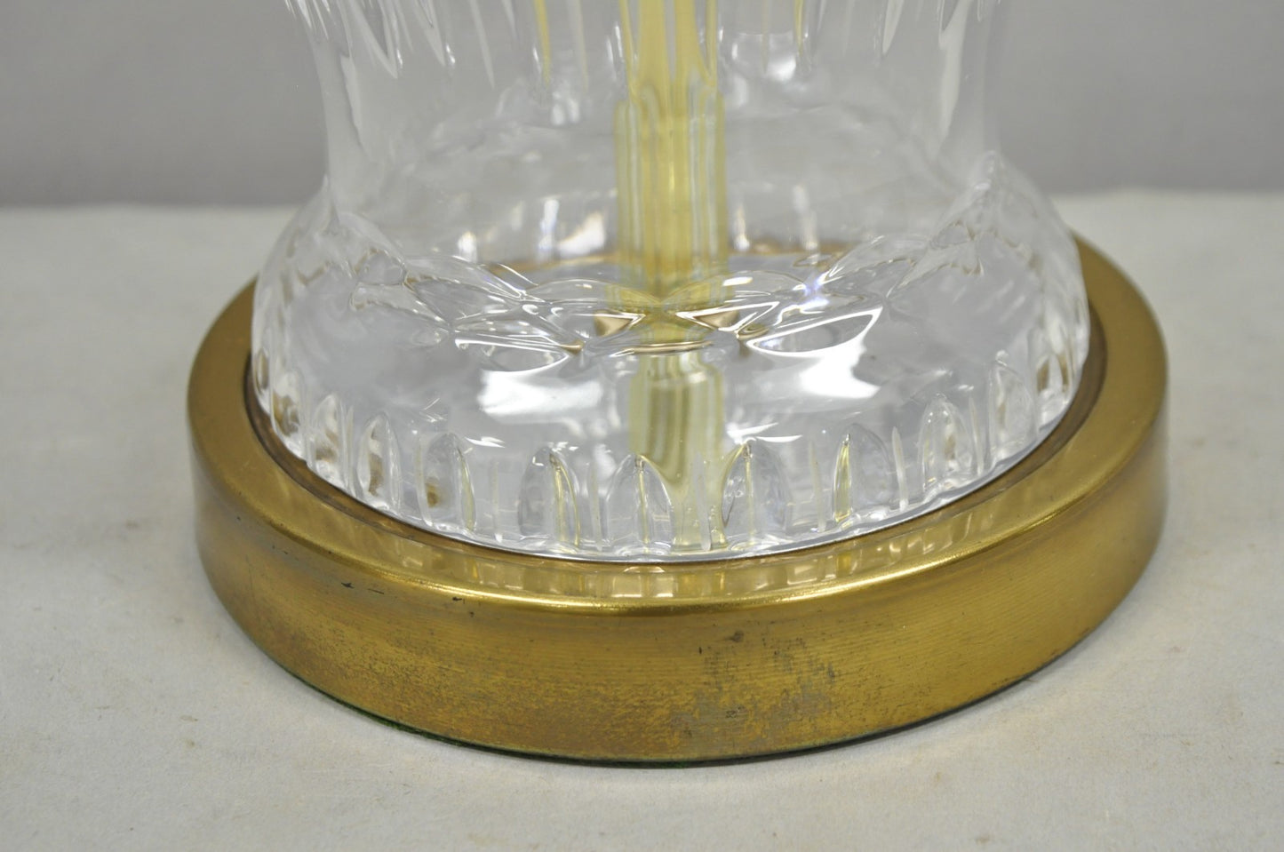 Vintage Chinoiserie French Leaded Crystal Glass Ginger Jar Brass Table Lamp