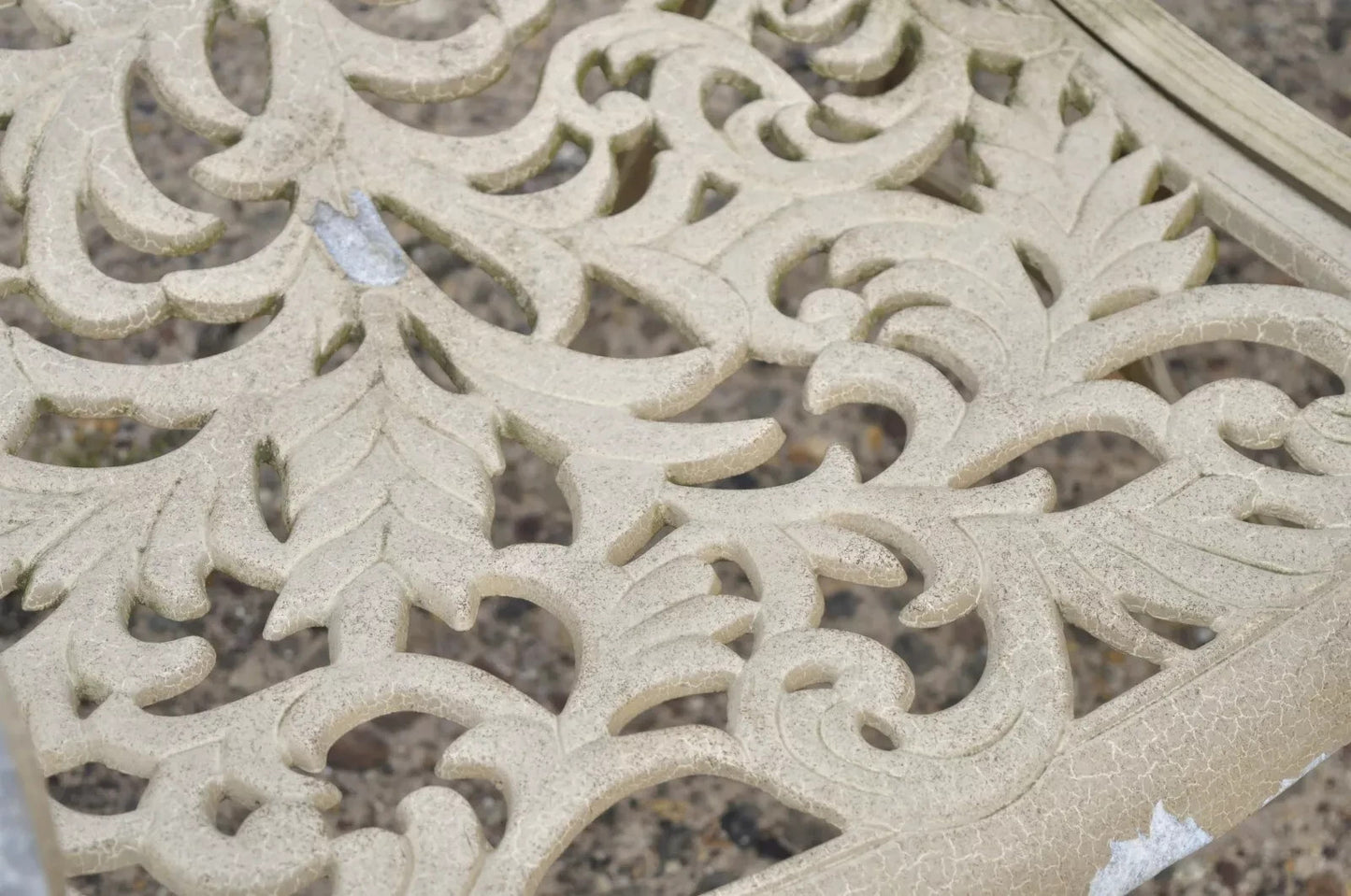 Cast Aluminum Leafy Scroll Outdoor Patio Dining Arm Chairs - Set of 4