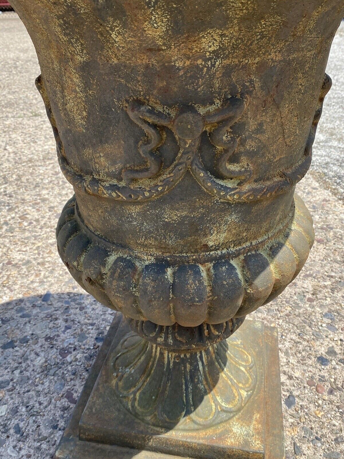 Cast Iron 31" French Style Round Garden Campana Urn Outdoor Planter Pot