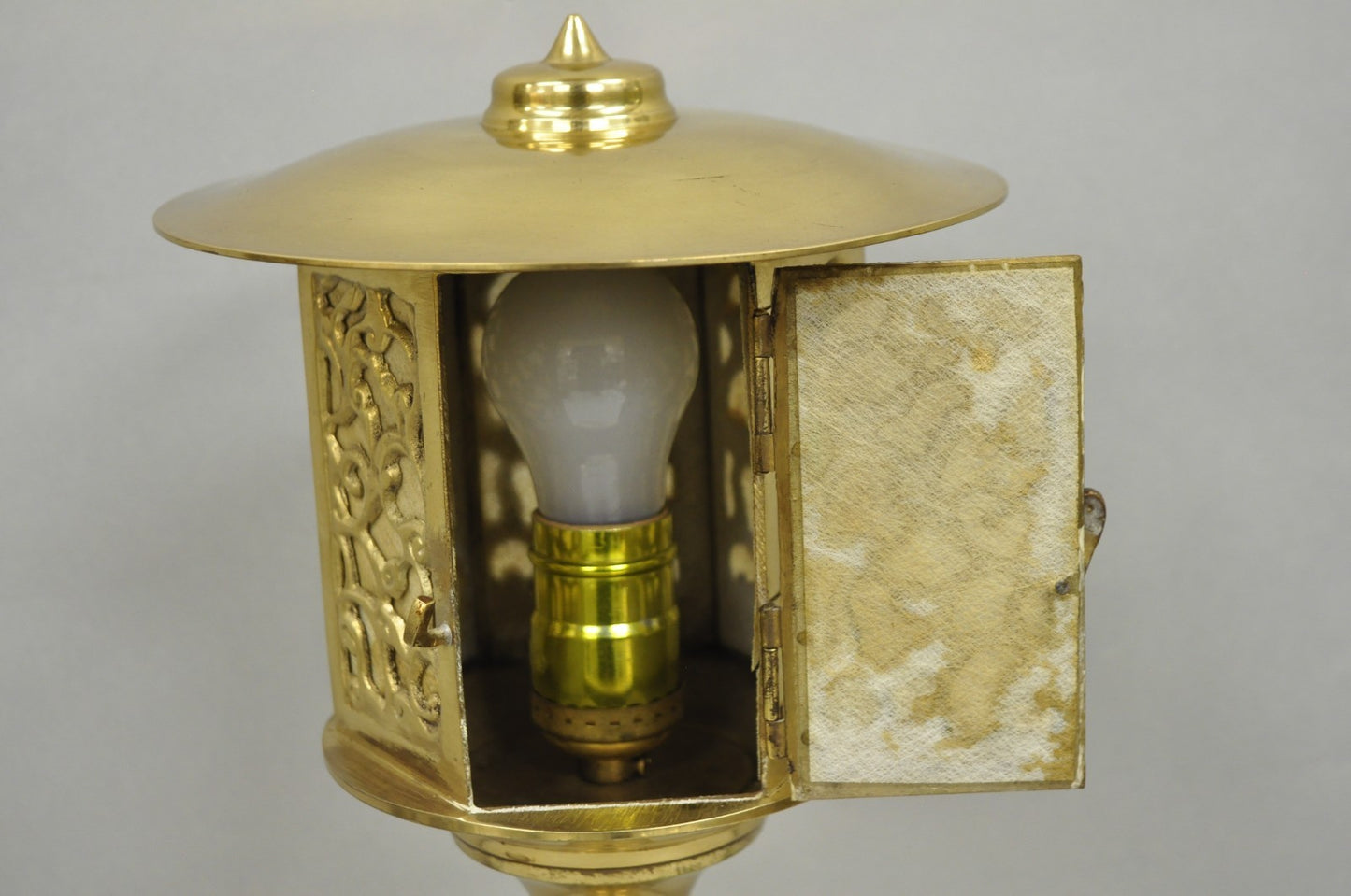 Vintage Brass Fretwork Japanese Lantern Small Chinoiserie Oriental Table Lamp