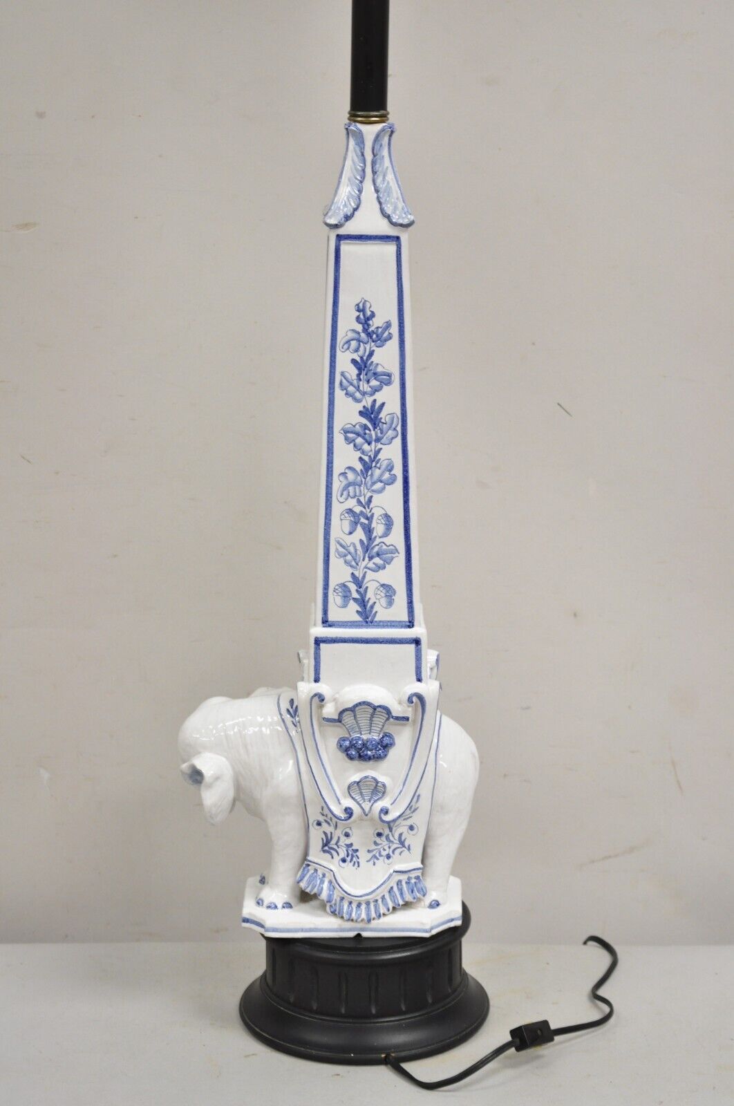 Vintage Ross & Seeley Chinoiserie Tall Blue White Porcelain Elephant Table Lamp