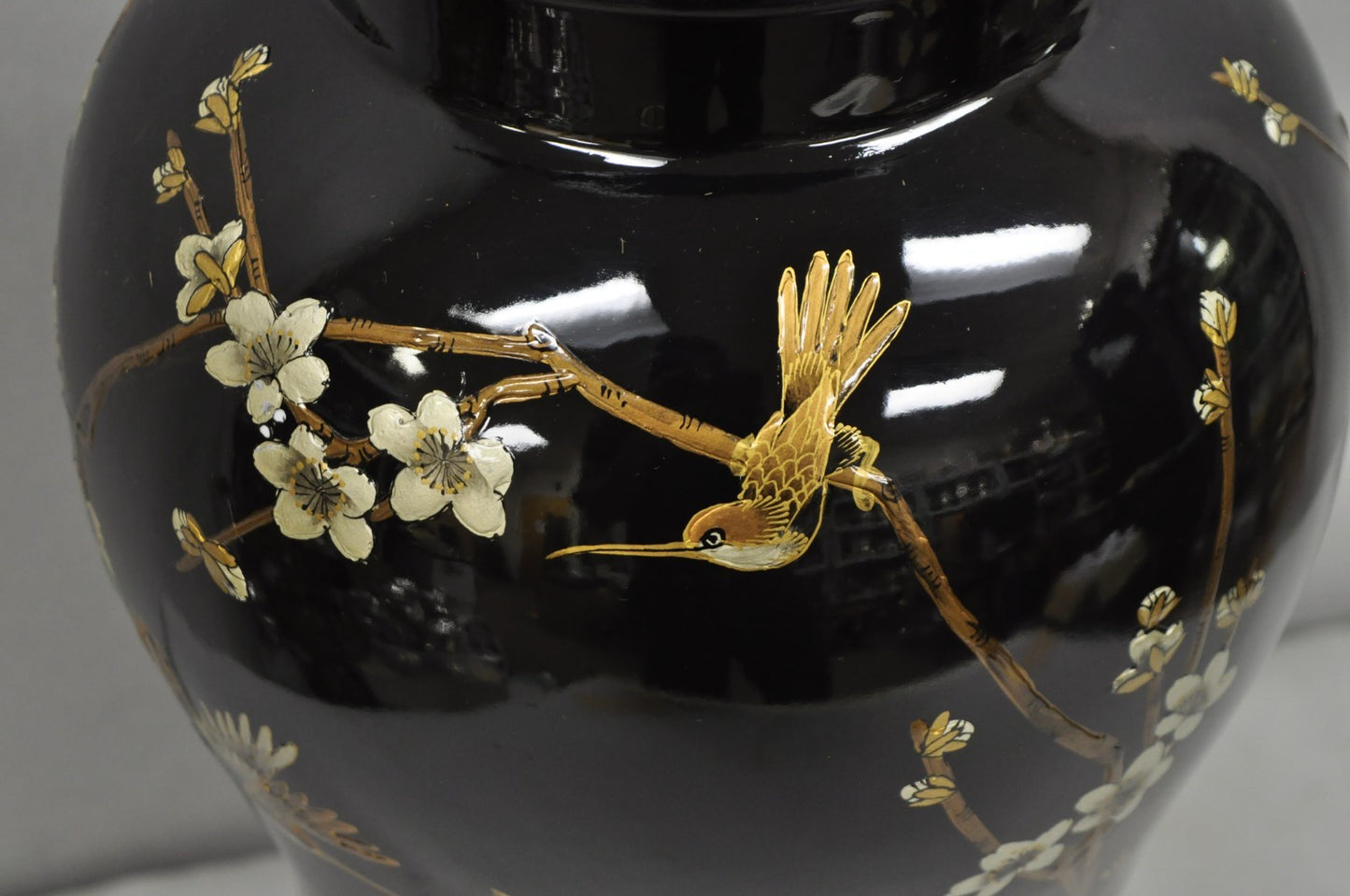 Vintage Chinoiserie Oriental Chinese Black Porcelain Large Ginger Jar Table Lamp