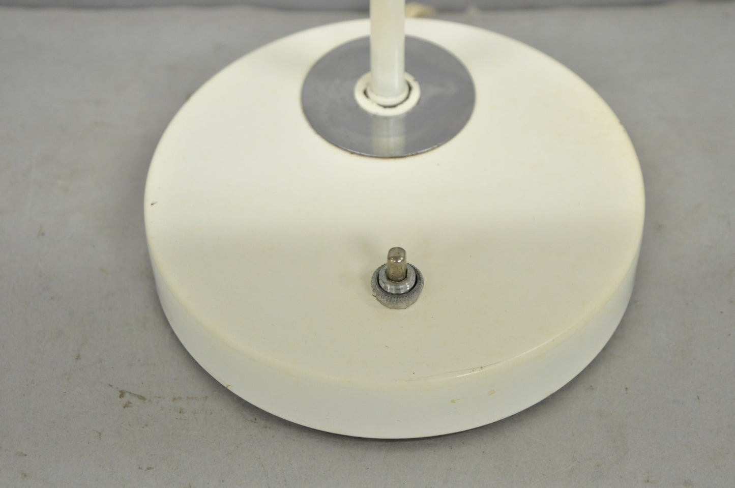 Vintage Mid Century Modern White Enamel Metal Arch Desk Lamp w/ Chrome Accents