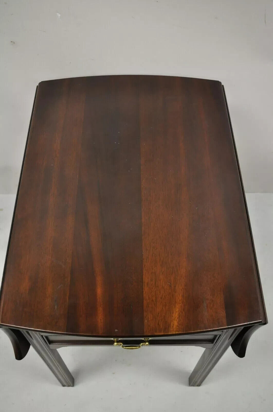L & J G Stickley Georgian Solid Mahogany Drop Leaf Pembroke Lamp Side Table