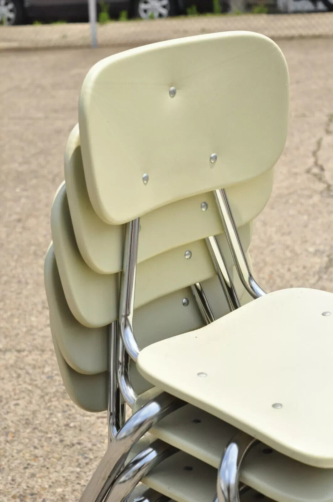 Vintage Beige Molded Plastic Chrome Metal Base Stacking School Side Chair Single