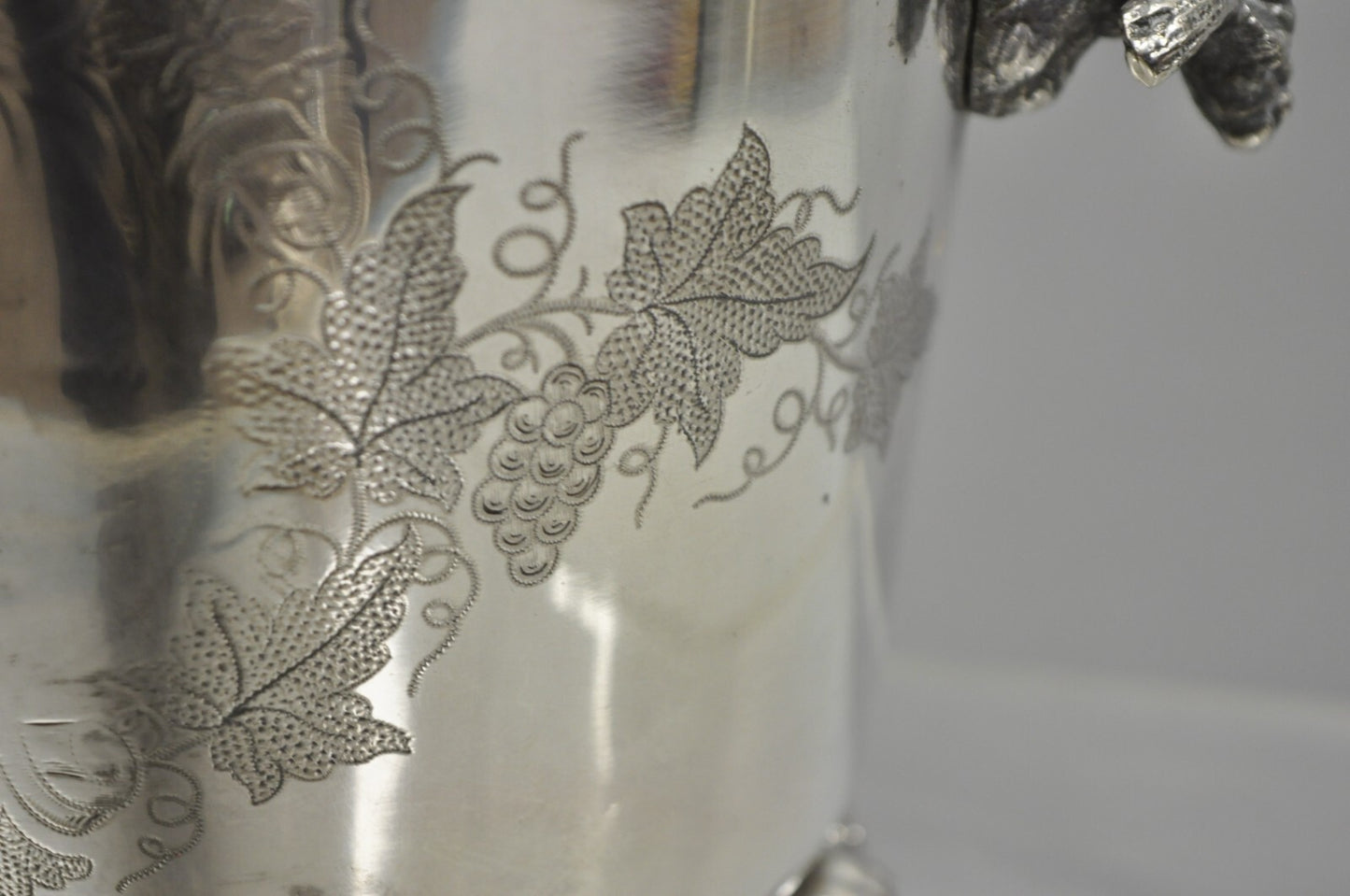 Antique English Victorian Wolf Handle Silver Plated Champagne Chiller Ice Bucket