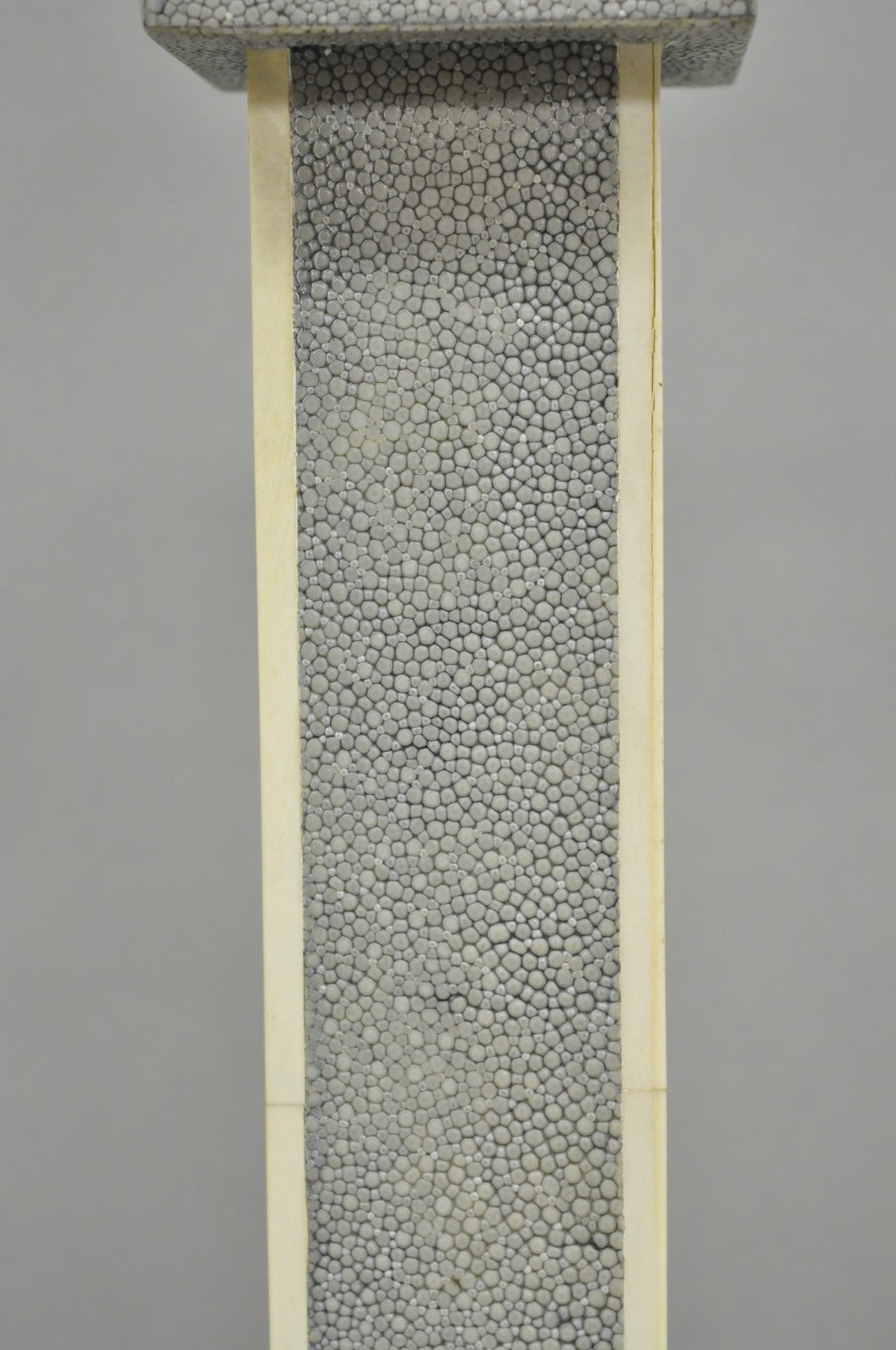 Vintage Faux Shagreen Sharkskin Column Gray Art Deco Style Decorator Table Lamp