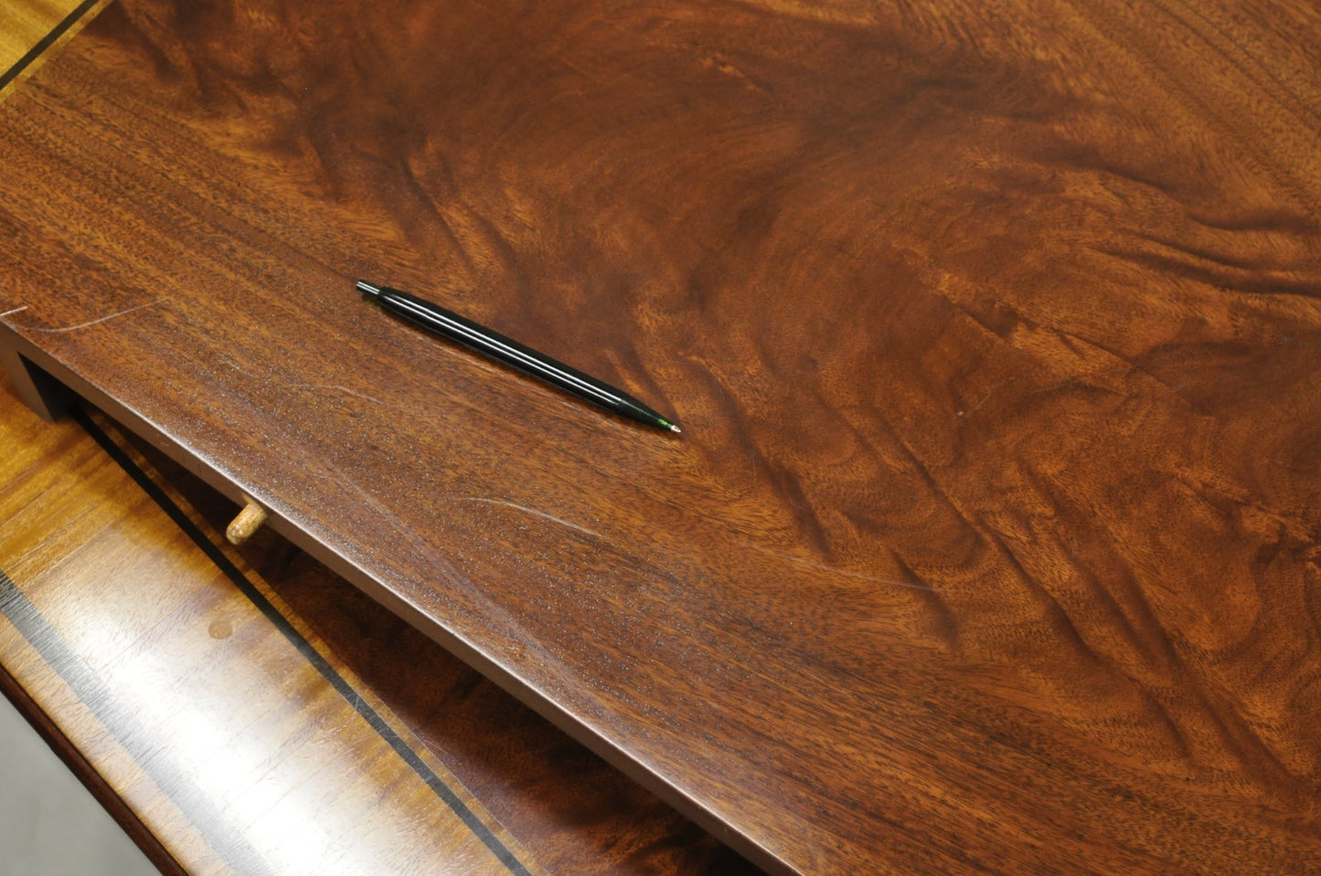 Baker Stately Homes Collection Georgian Duncan Phyfe Mahogany Dining Room Table