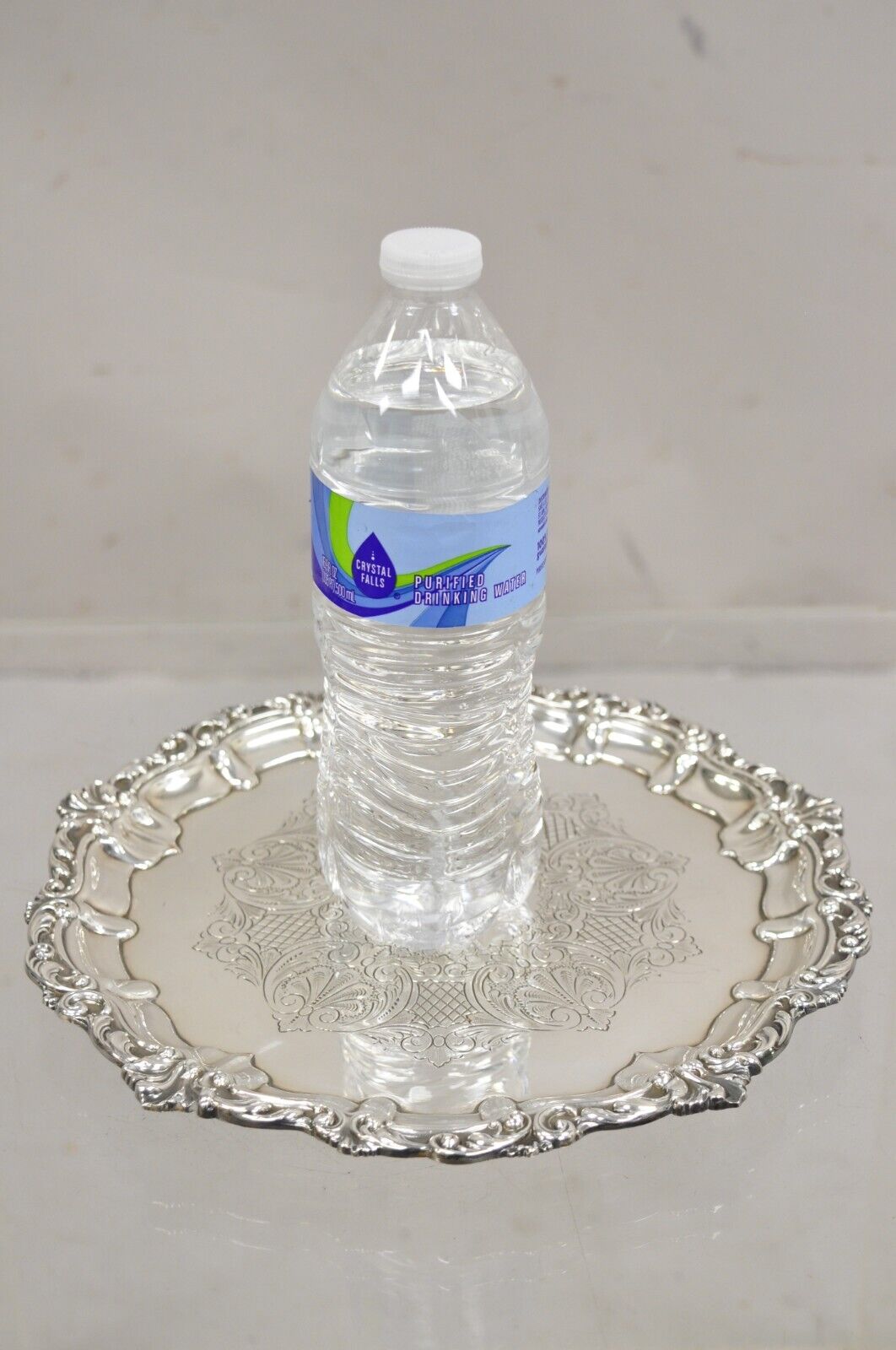 Vintage English Sheffield Silver Plated 10" Round Serving Platter Tray