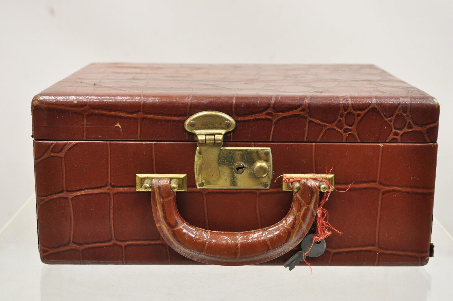 Vintage Brown Leather Art Deco Faux Crocodile Small Toiletry Travel Vanity Case