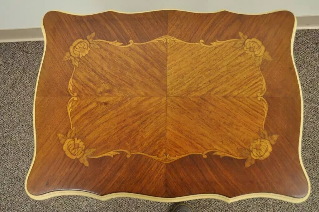 Vintage French Louis XV Style Satinwood Inlay Nesting Side Tables - Set of 3