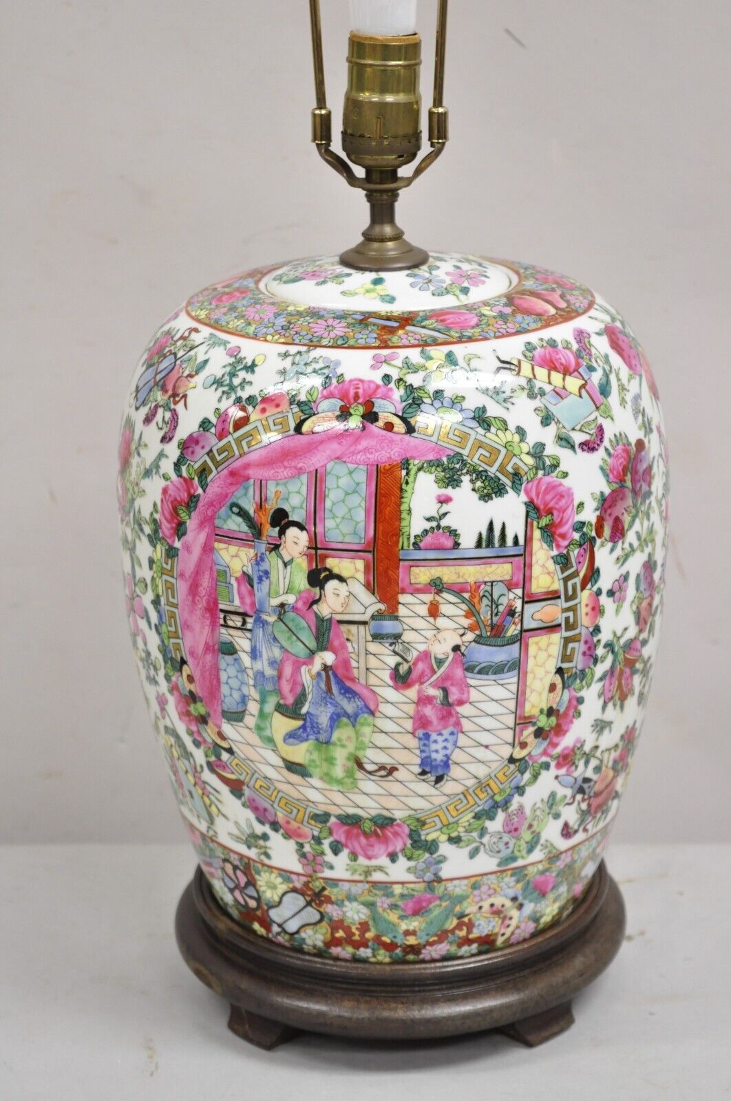 Vintage Chinoiserie Famille Rose Chinese Porcelain Asian Ginger Jar Table Lamp