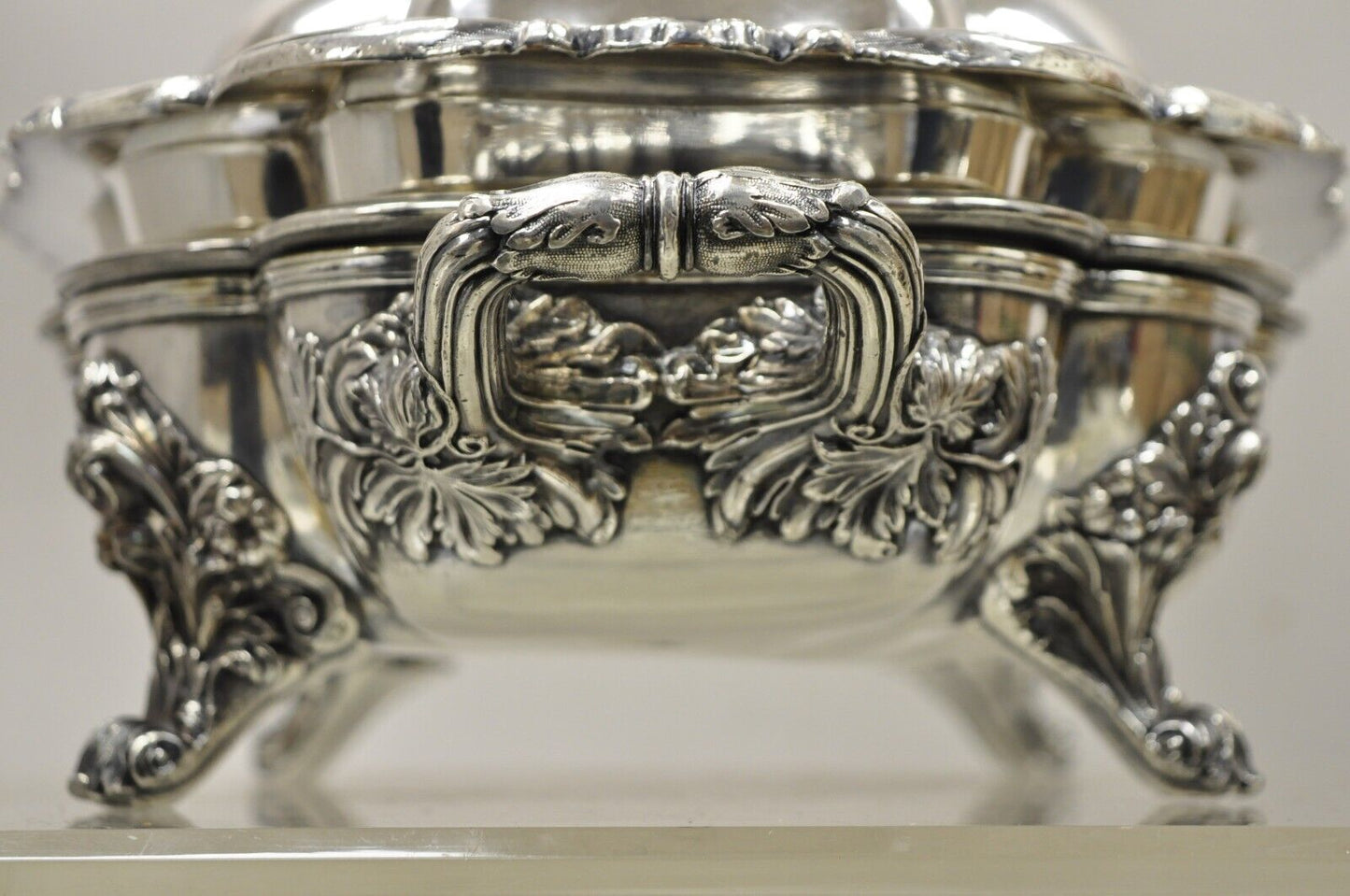 Georgian English Sheffield Ornate Scalloped Lidded Serving Dish Food Warmer