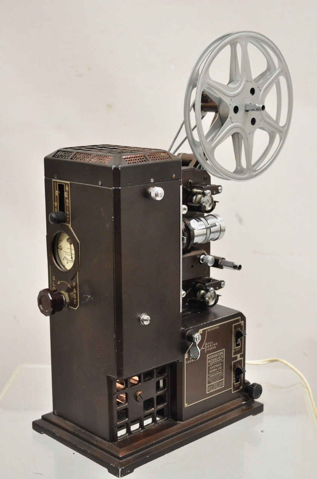Vintage Eastman Kodak Kodascope Model K-75 Art Deco Movie Projector in Case