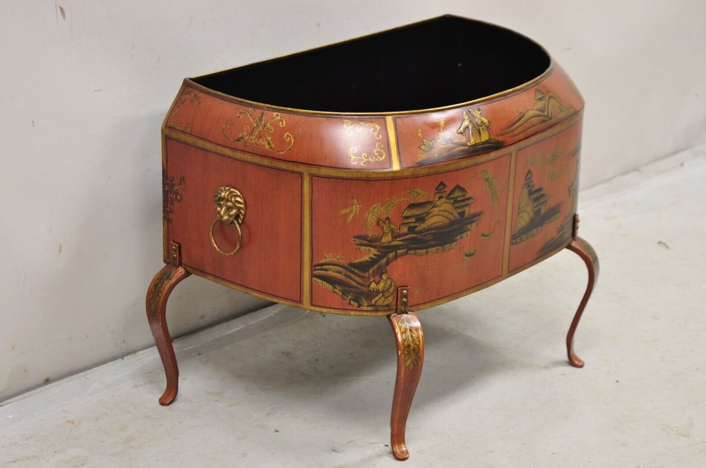 Italian Red Tole Chinoiserie Gilt Decorated Floor Jardiniere Planter