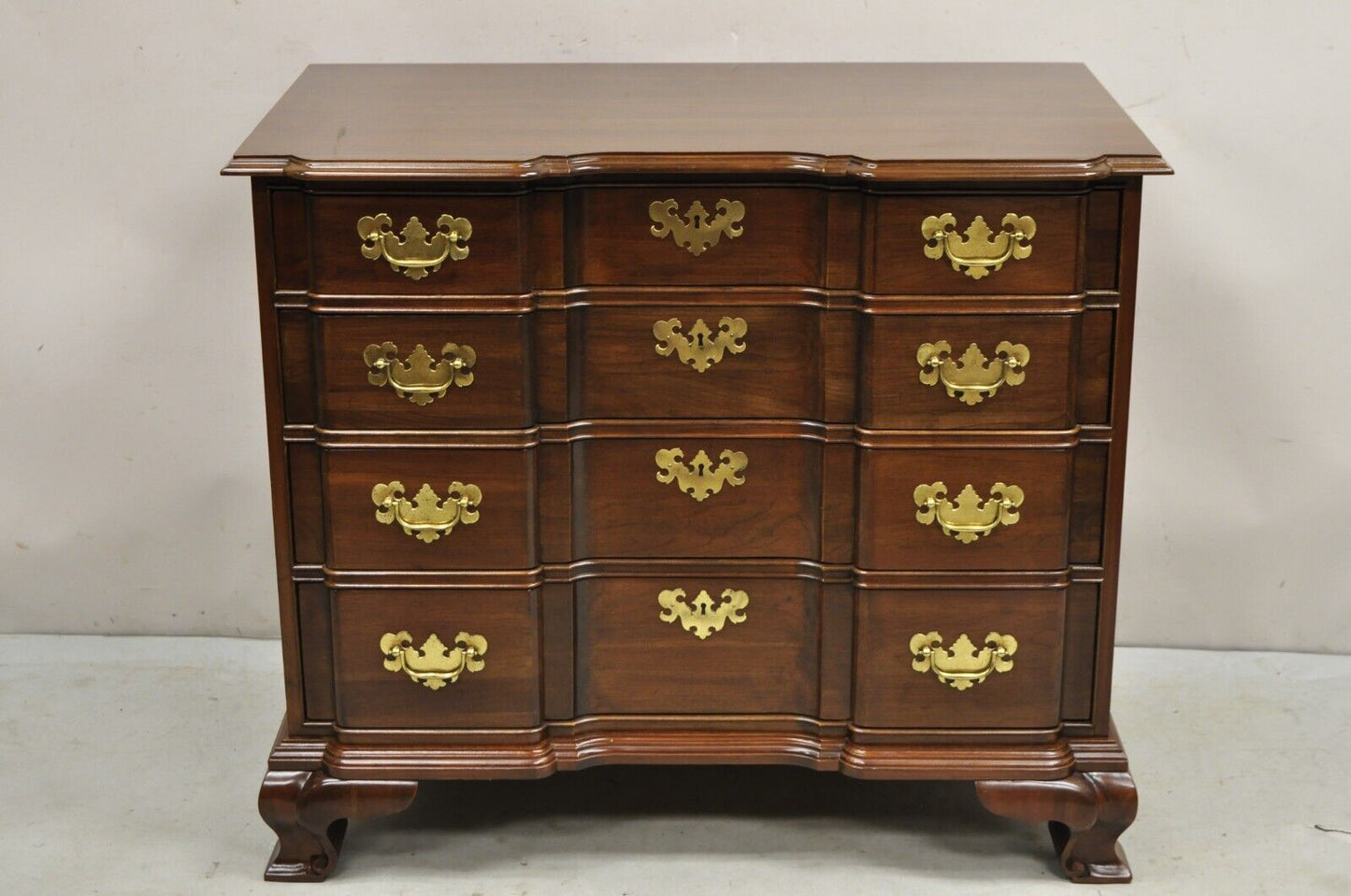 Ethan Allen Georgian Court Cherry Wood 4 Drawer Bachelor Chest of Drawers