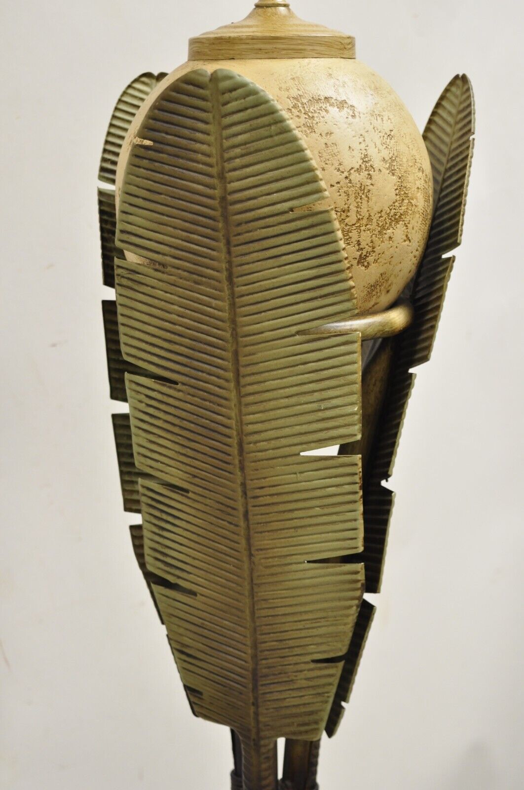 Vintage Hollywood Regency Metal Bamboo Palm Leaf Tropical Floor Lamp