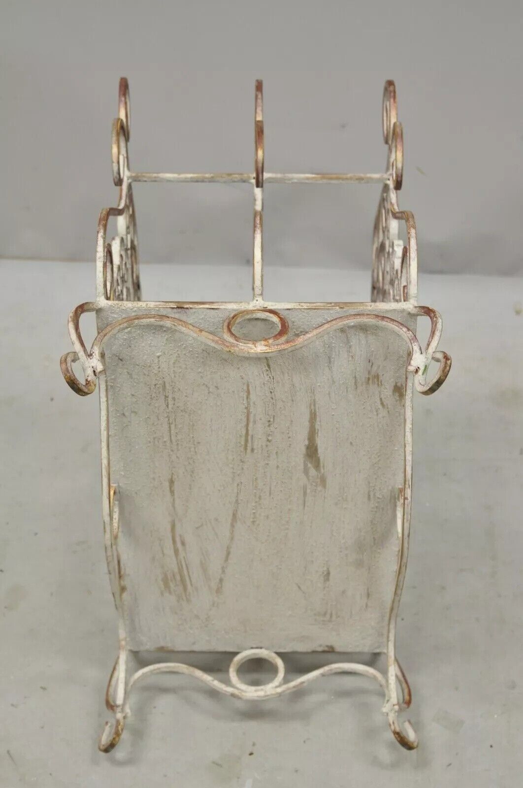 French Country Style Wrought Iron Red Lattice and Flower Bouquet Magazine Rack