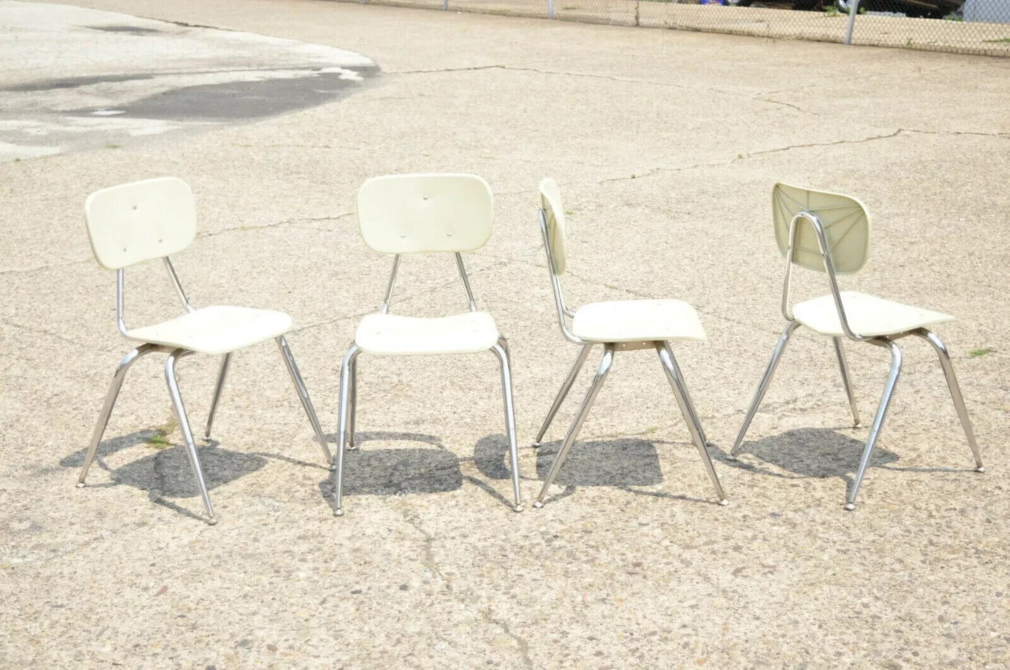 Vintage Beige Molded Plastic Chrome Metal Base Stacking School Side Chair Single