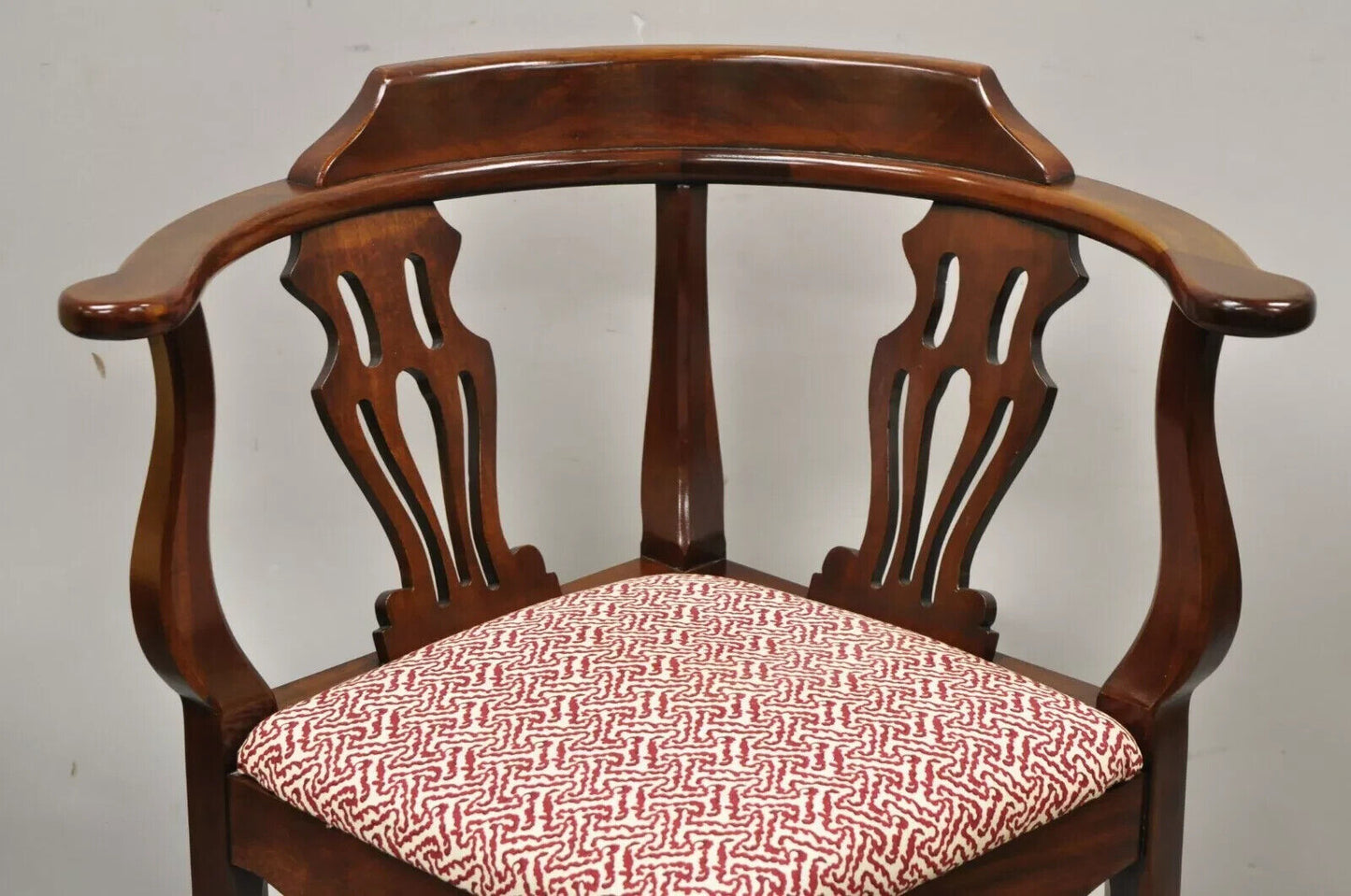 Vintage Mahogany Georgian Chippendale Style Corner Chair by Statesville Ross