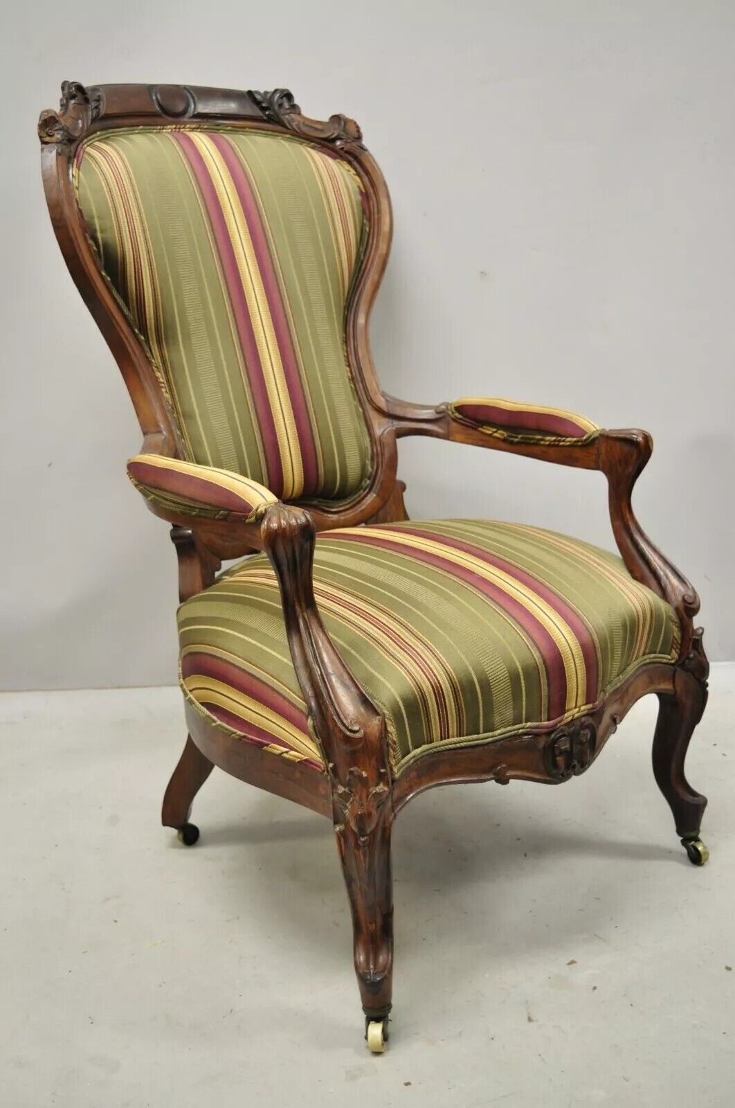 Antique Eastlake Victorian Carved Rosewood Parlor Balloon Back Arm Chair