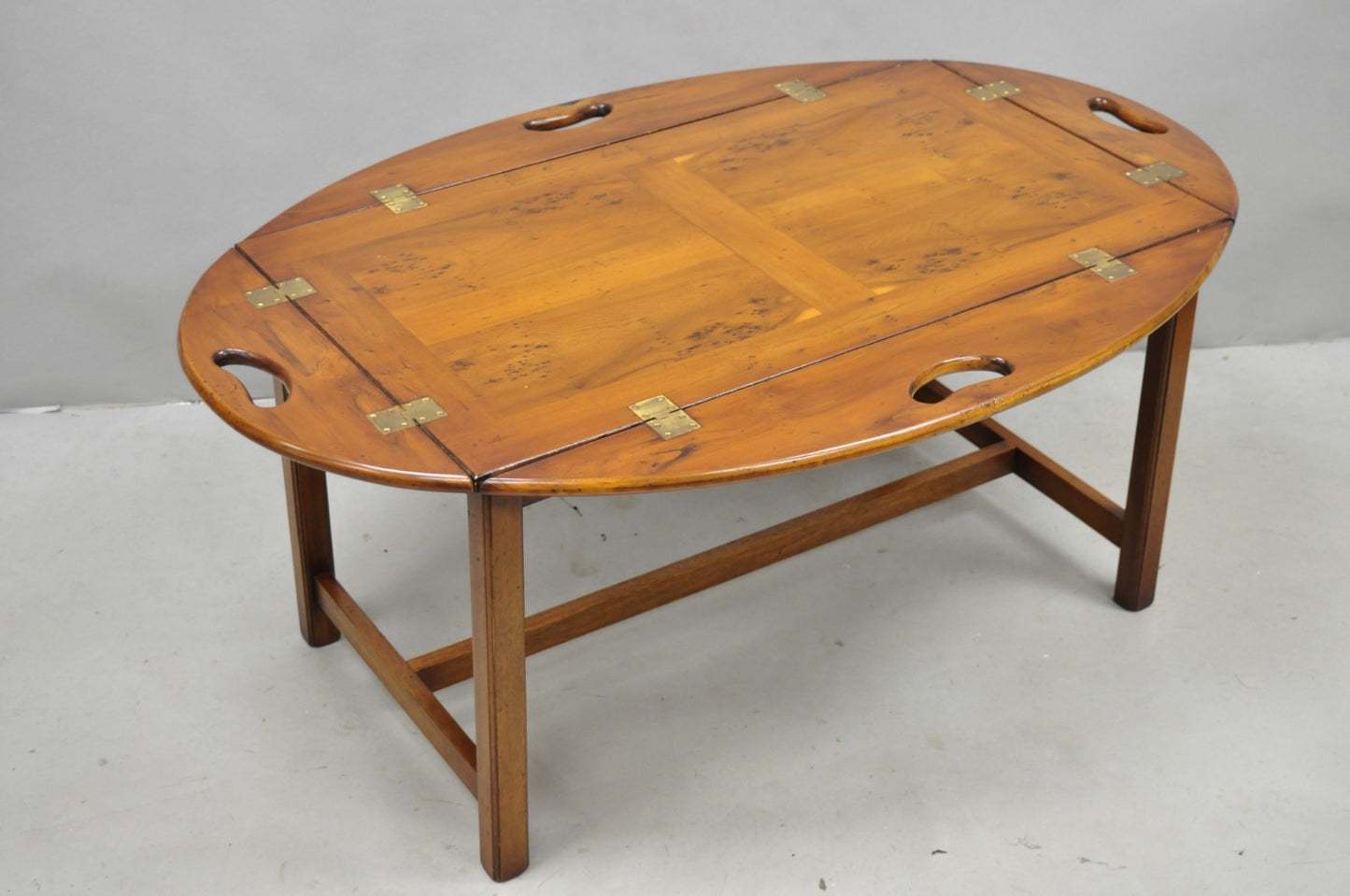 English Georgian Chippendale Mahogany Burl Wood Butlers Tray Top Coffee Table