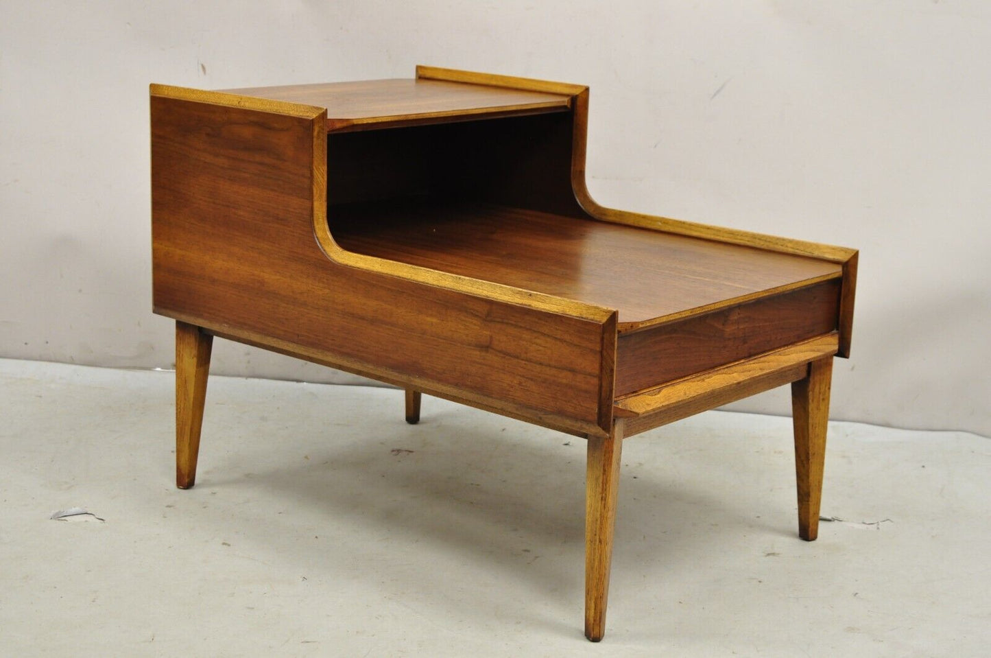 Lane Altavista Mid Century Modern Walnut 2 Tier Step Up End Table Side Table