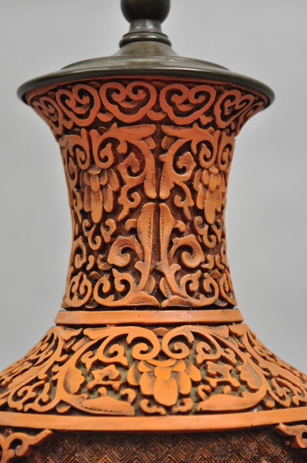 Vintage Chinoiserie Chinese Orange Carved Cinnabar Vase Jardiniere Table Lamp