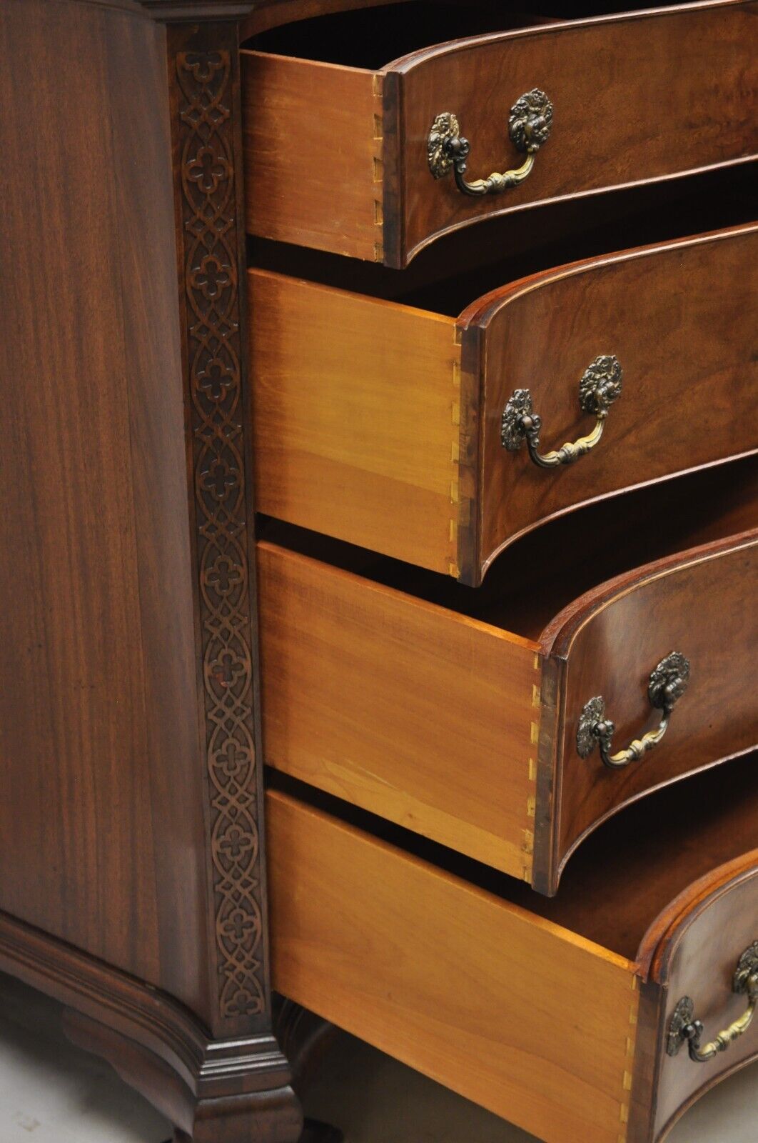 Vintage W&J Sloane Chinese Chippendale Style Mahogany Serpentine Dresser Chest