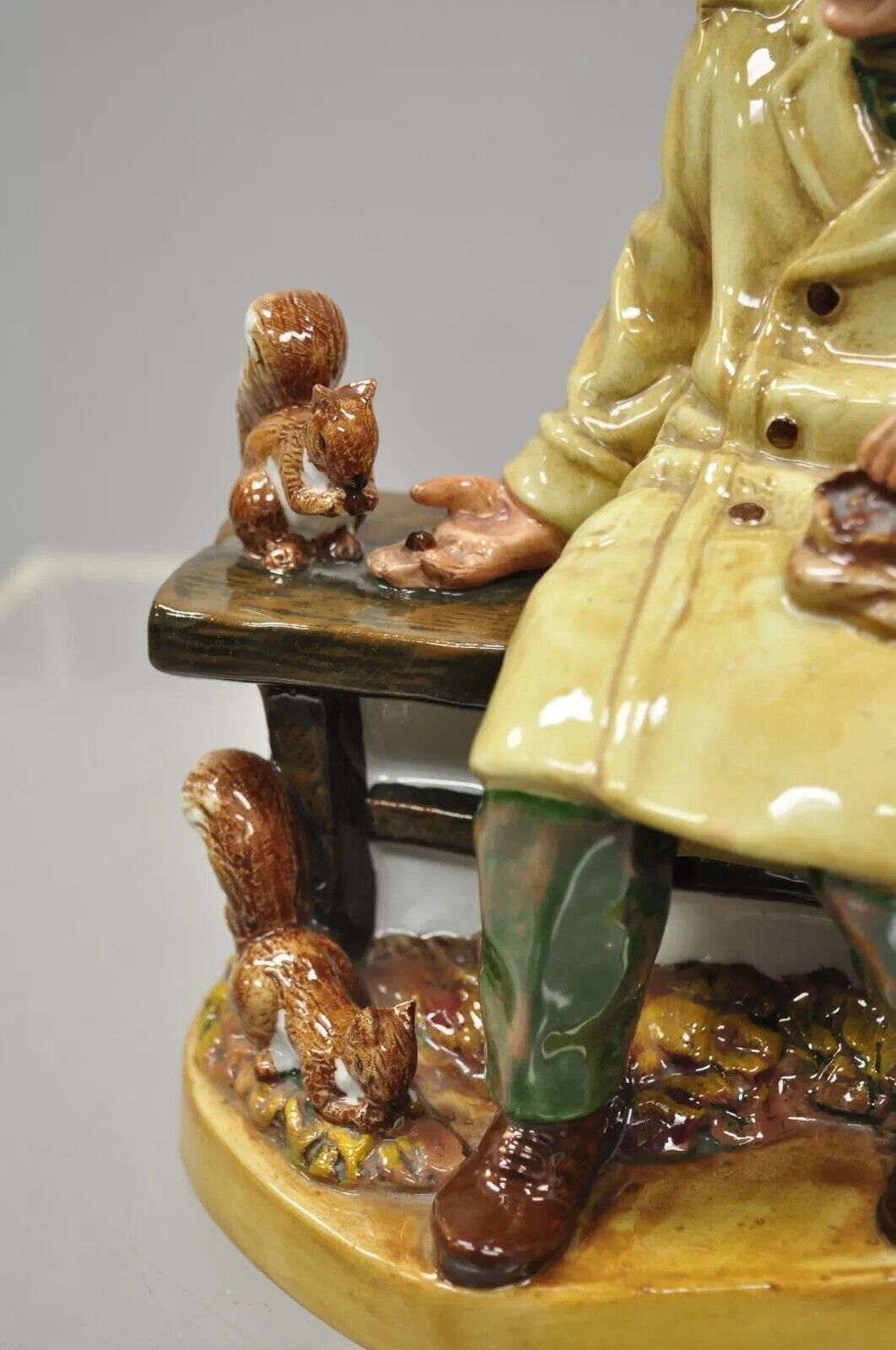 1972 Royal Doulton Lunchtime Figurine NH 2485 Old Man Feeding Squirrels