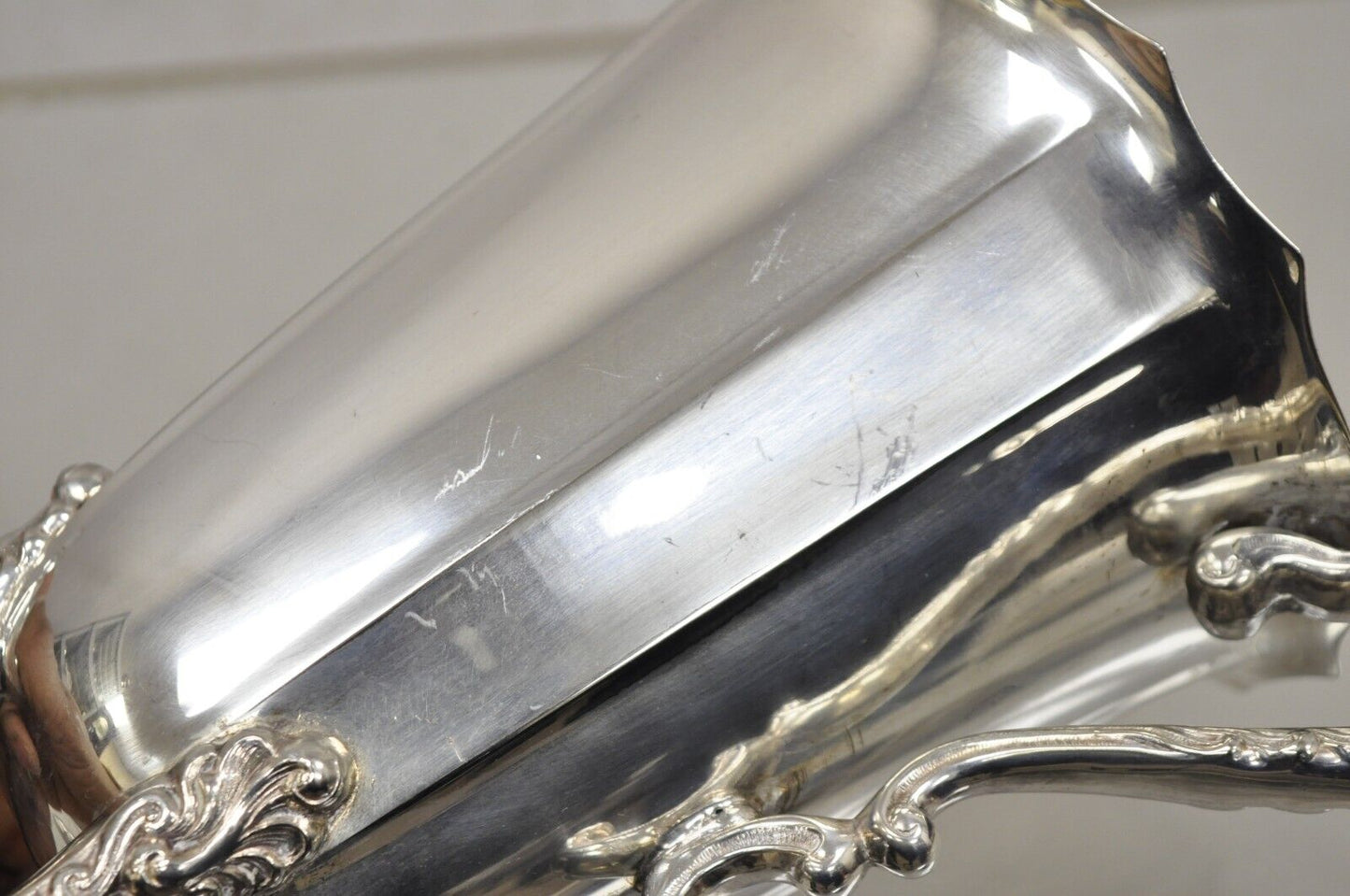 Vintage Victorian Silver Plated Fluted Paw Feet Footed Water Beverage Pitcher