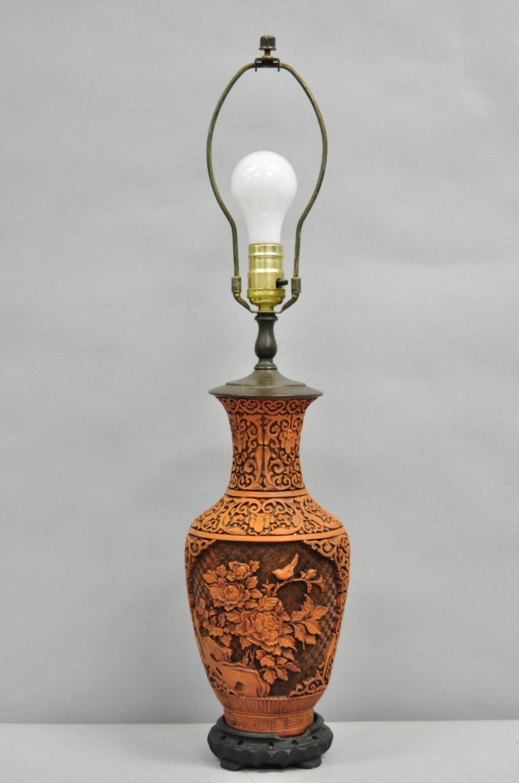 Vintage Chinoiserie Chinese Orange Carved Cinnabar Vase Jardiniere Table Lamp