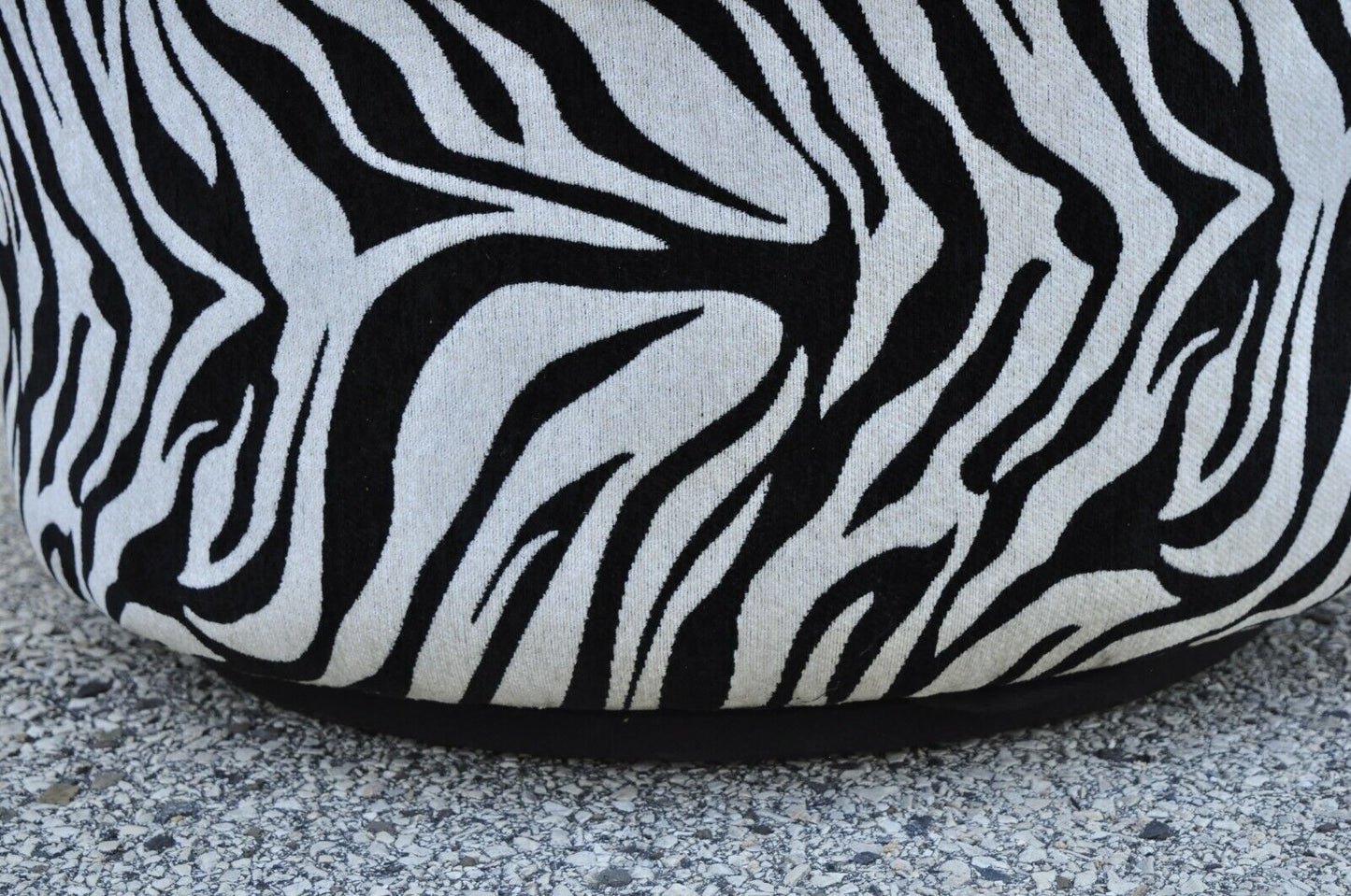 Modern Zebra Pattern Upholstered Round Swivel Club Lounge Chair