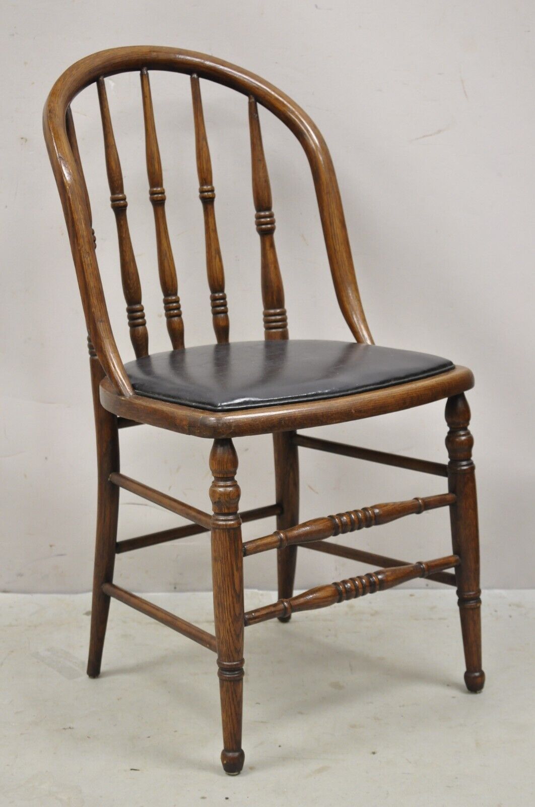 Antique Oak Wood Bowed Windsor Dining Side Chair by Northwestern Mfg.