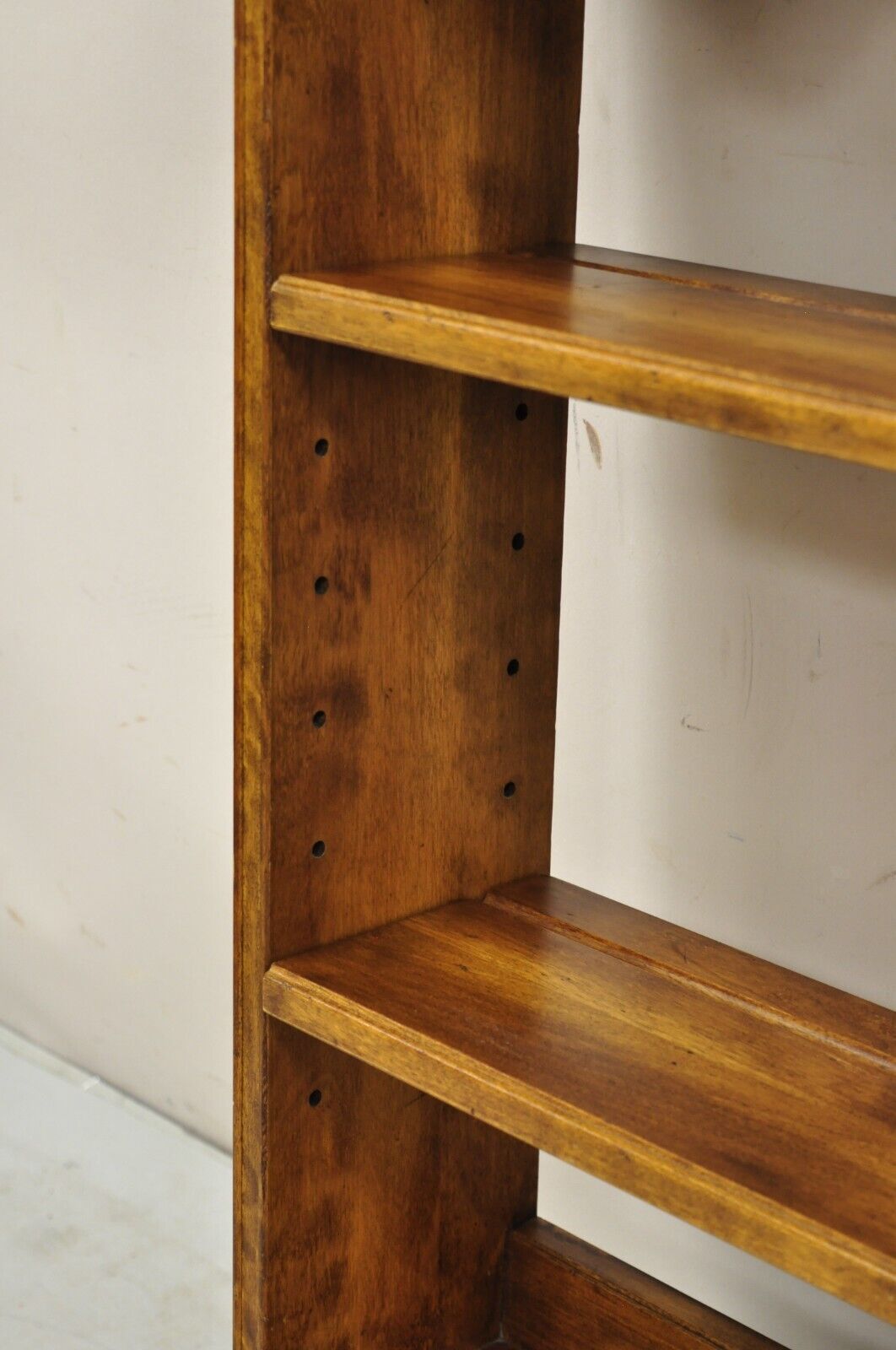 Vintage Ethan Allen Country French Wall Hanging Maple Wood Plate Rack Shelf
