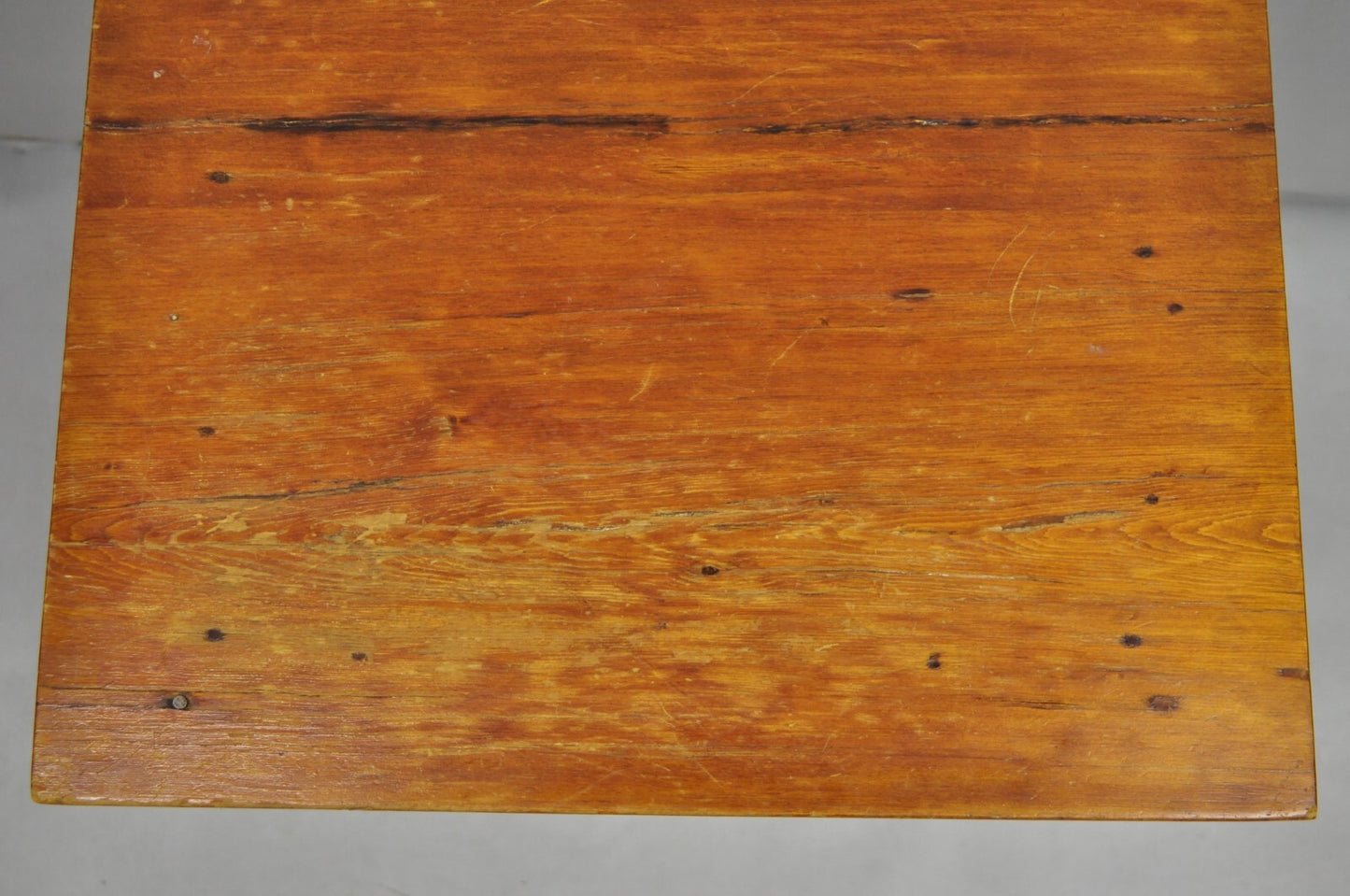 Antique American Colonial Cherry Wood One Drawer Nightstand Work Side Table