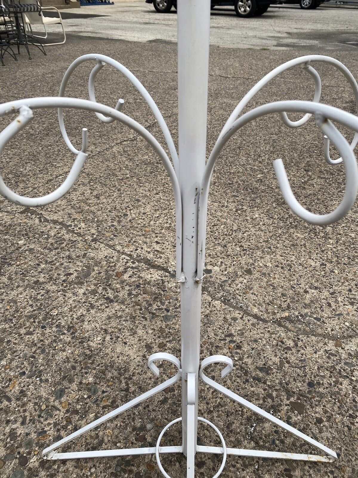 Whimsical 74" Tall White Wrought Iron 16 Hook Garden Ornament Plant Stand Holder