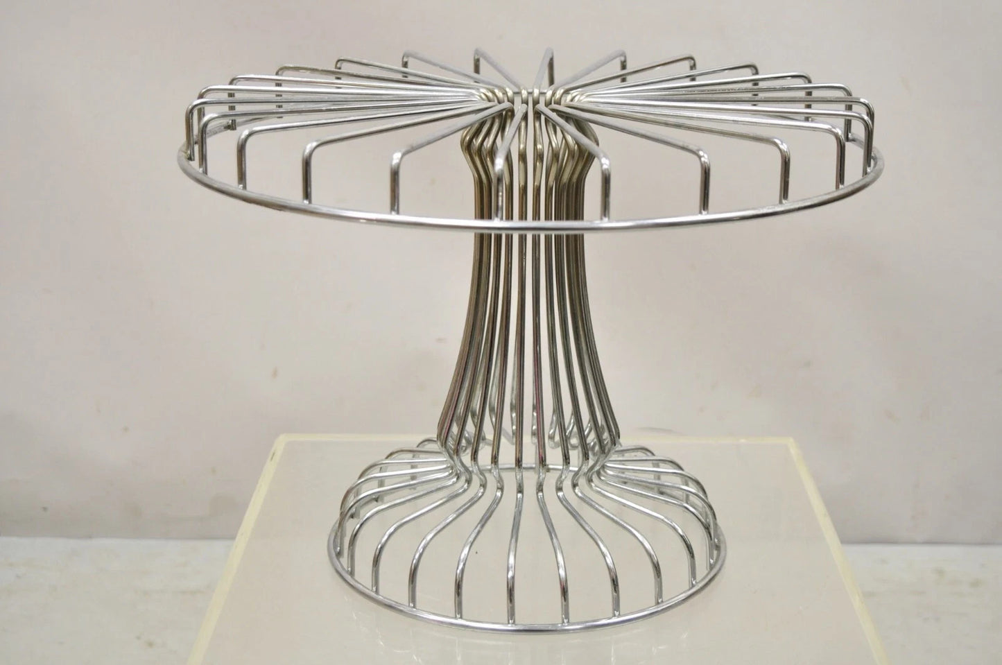 Vintage Mid Century Modern Chrome Metal Wire Pedestal Pastry Cake Stand