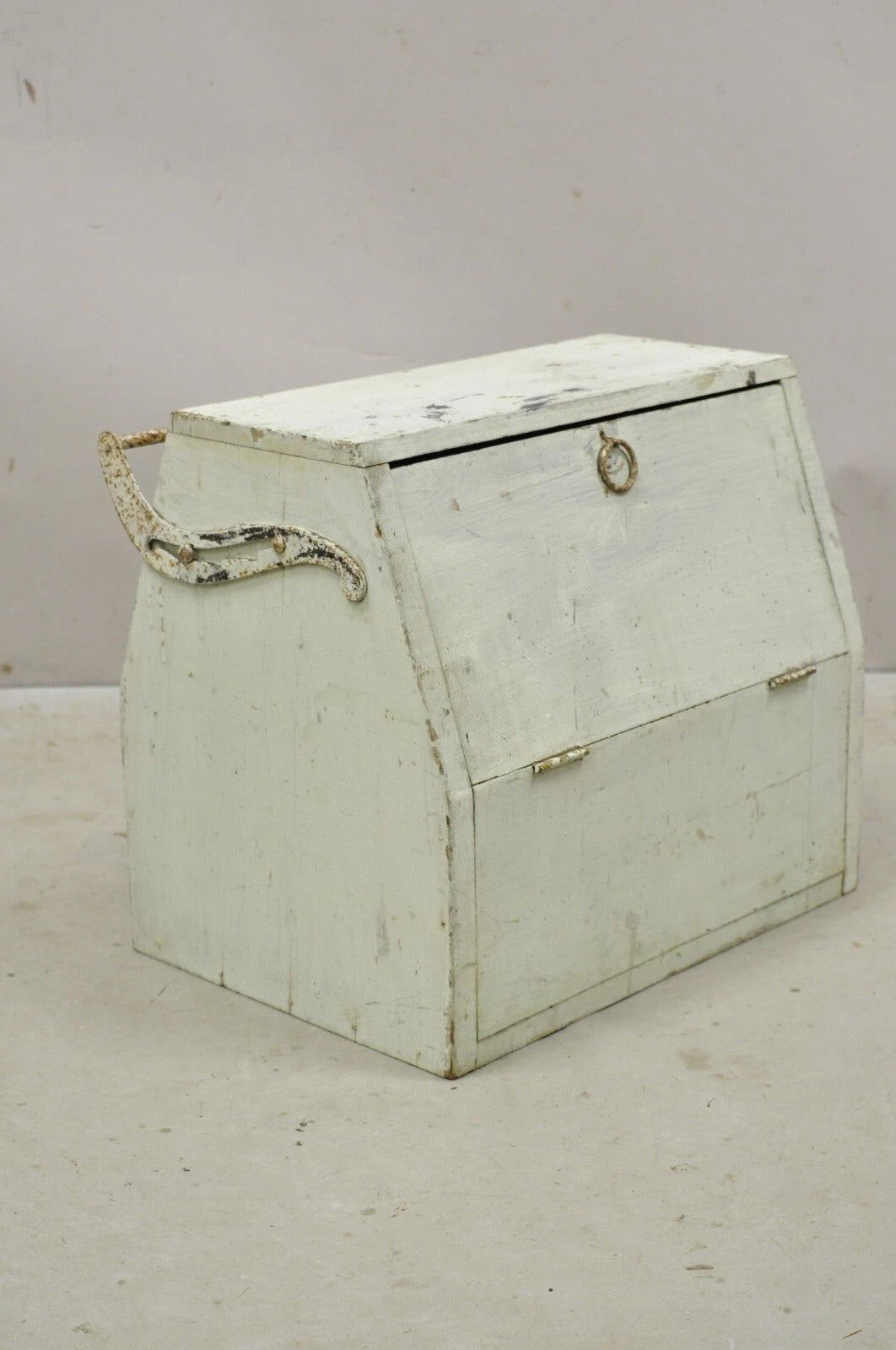 Vintage Arts & Crafts Wooden Green Painted Shoe Polish Box Tool Chest
