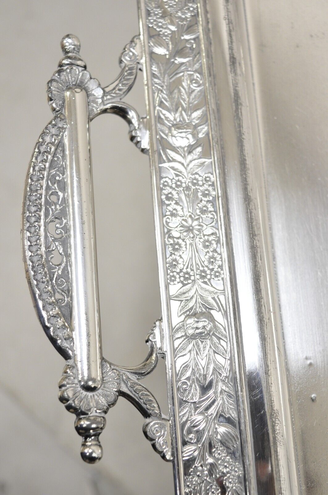 Antique Wilcox Victorian Aesthetic Movement Silver Plated Serving Platter Tray