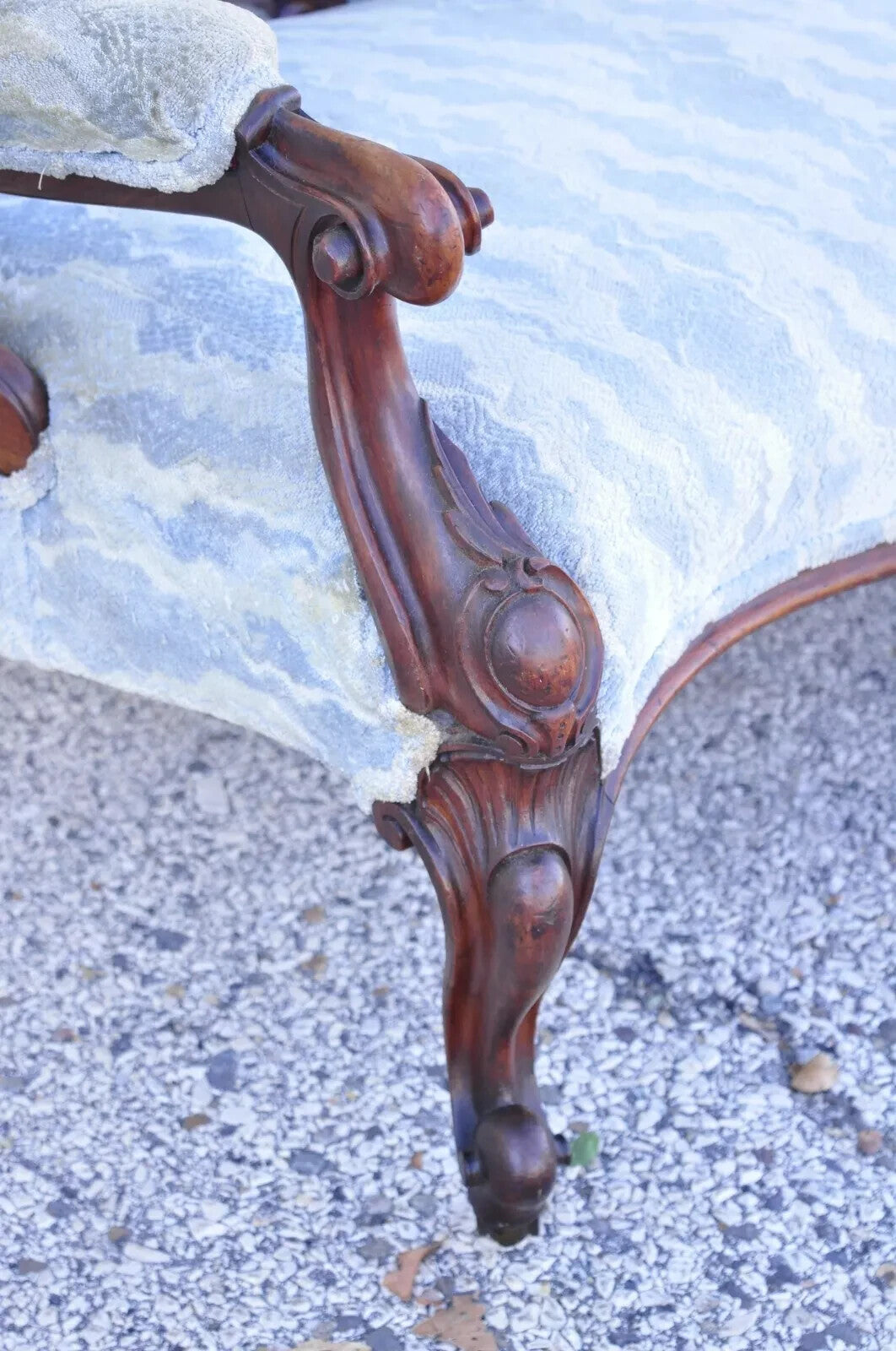 Antique Victorian Carved Mahogany Triple Hump Back Parlor Fireside Sofa