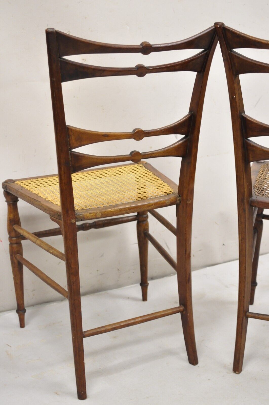 Antique Italian Biedermeier Arts & Crafts Walnut Bowtie Chiavari Side Chair Pair