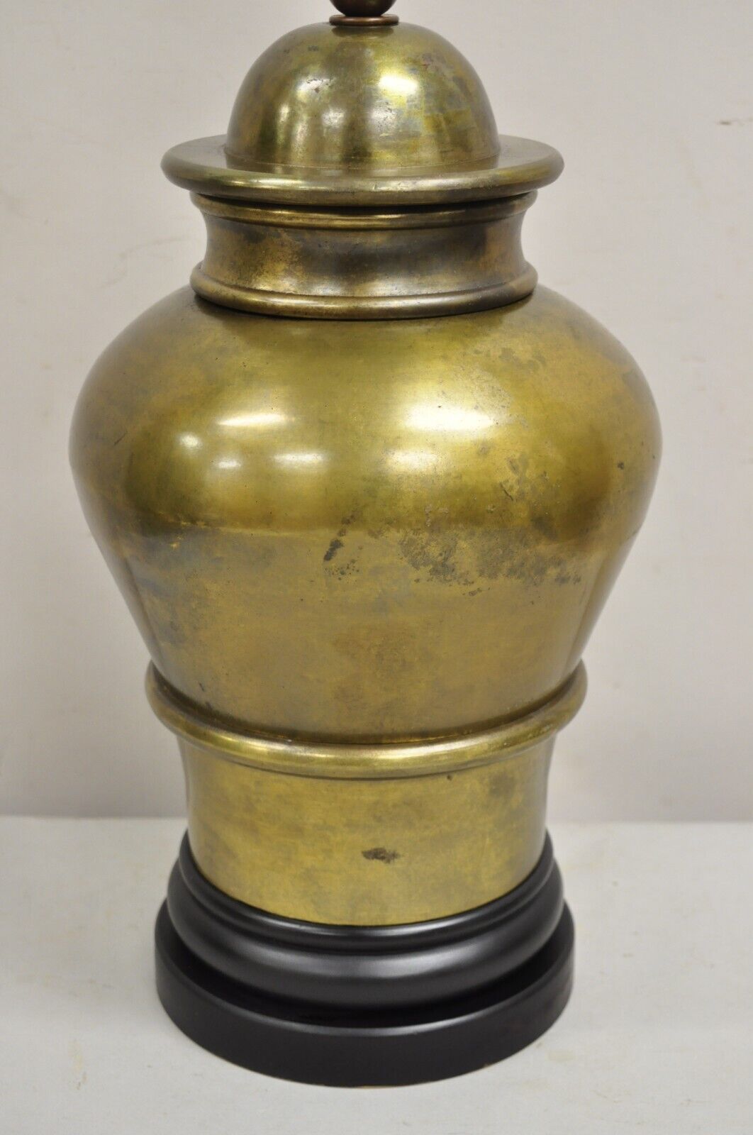Vintage Hollywood Regency Chinoiserie Patinated Brass Ginger Jar Table Lamp